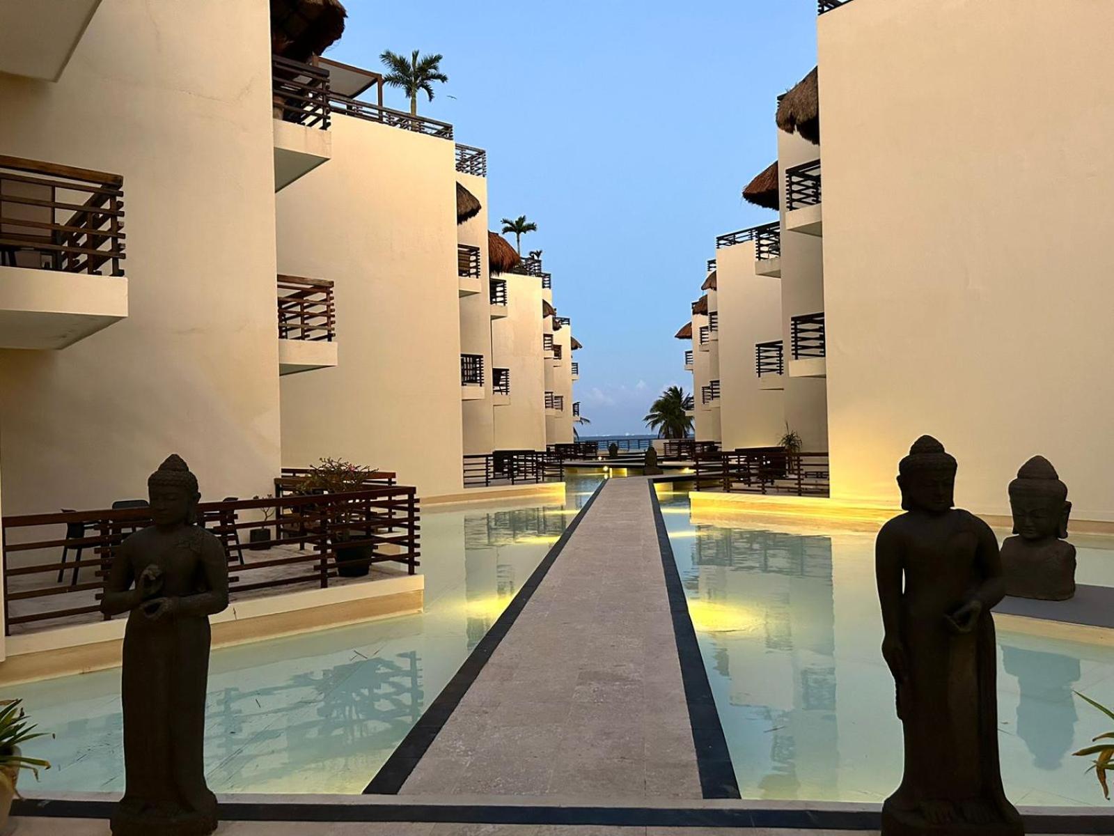 Hotel Aldea Thai Beachfront Condominios - Image 1