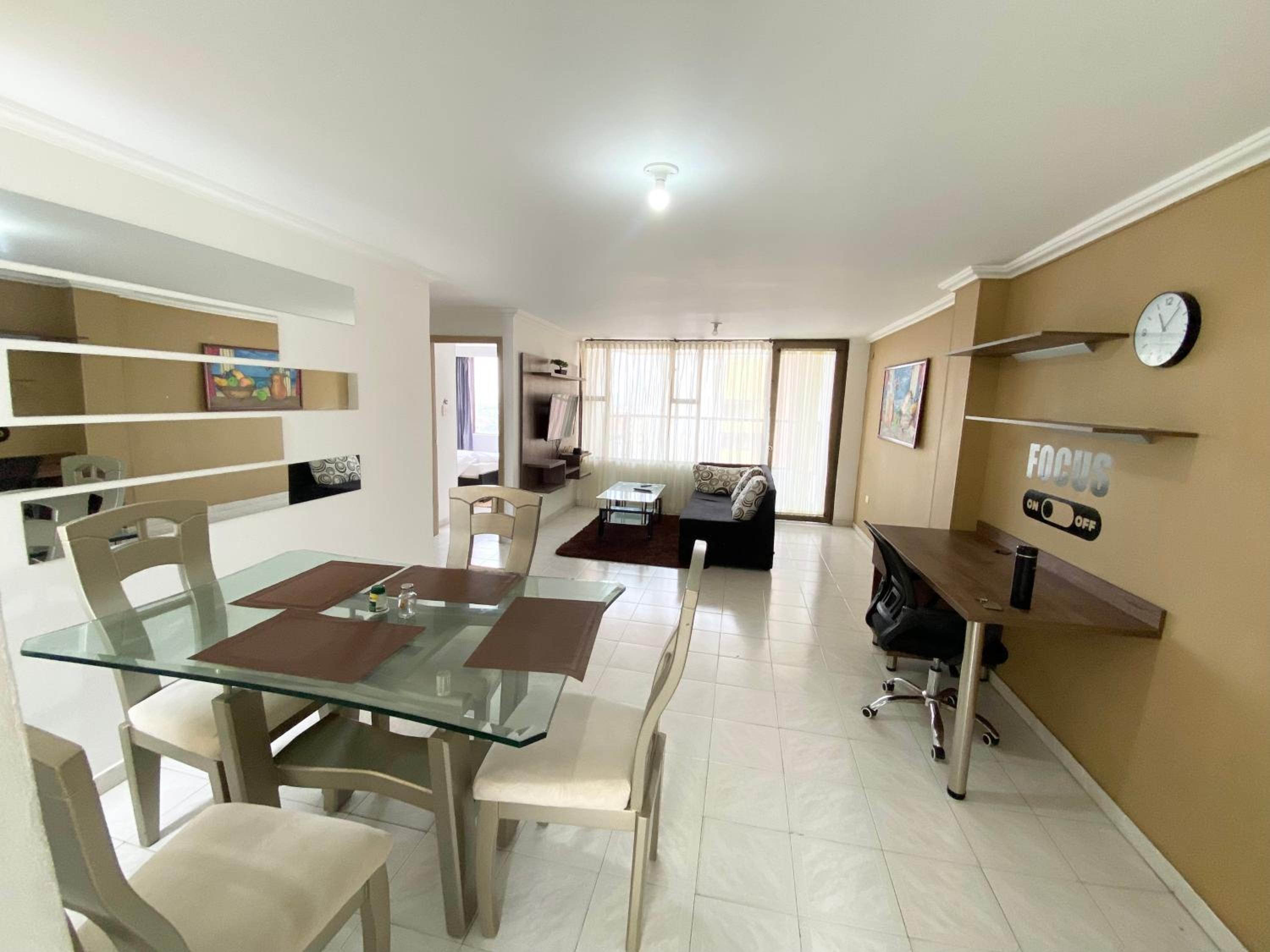 RH04 Espectacular apto edificio frente a la playa, 2 habitaciones, bien iluminado y espacioso - Property Image 16