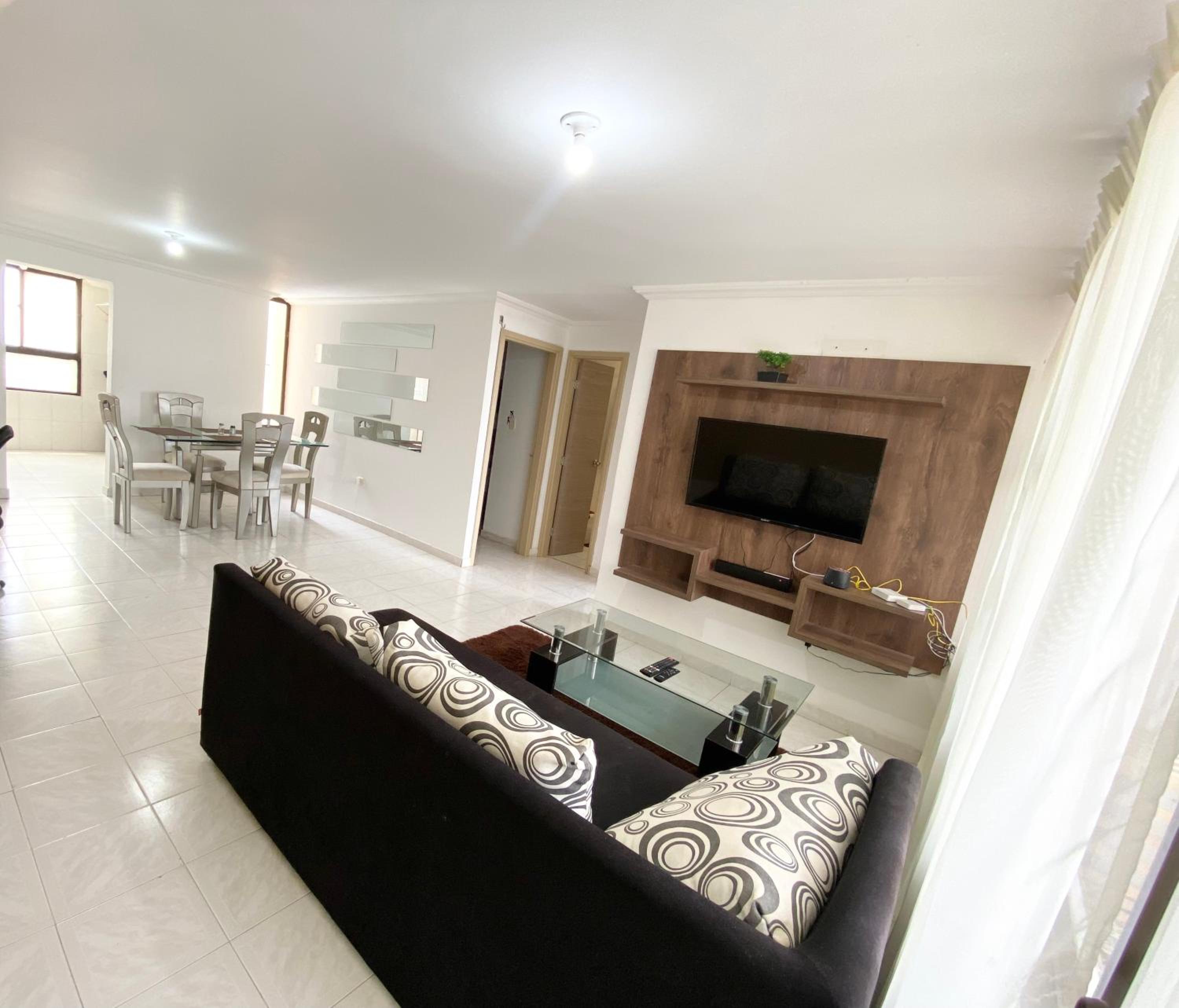 RH04 Espectacular apto edificio frente a la playa, 2 habitaciones, bien iluminado y espacioso - Property Image 24