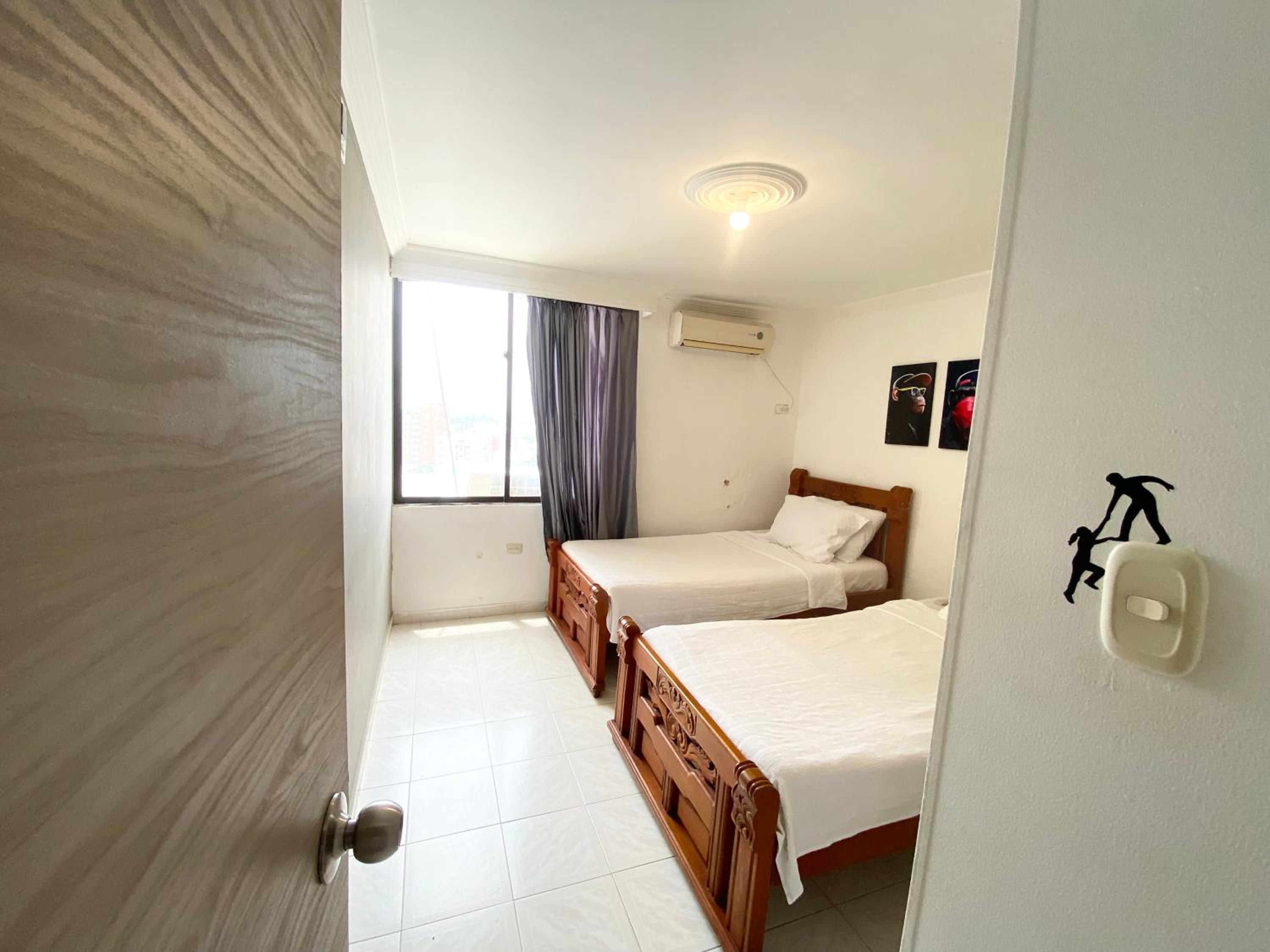 RH04 Espectacular apto edificio frente a la playa, 2 habitaciones, bien iluminado y espacioso - Property Image 29