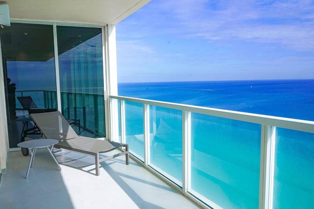 Beach Front Luxury Condo view 5