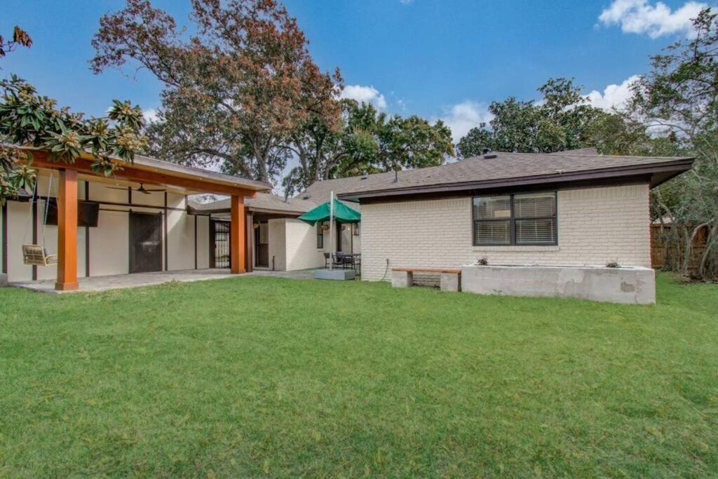 Western Oaks Retreat