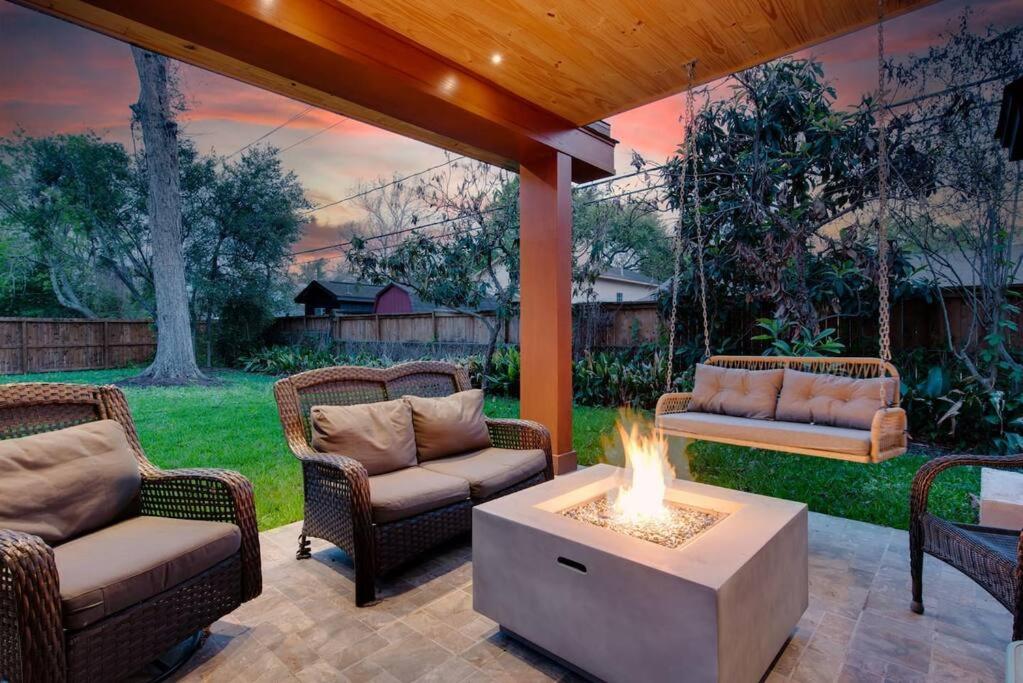 Western Oaks Retreat