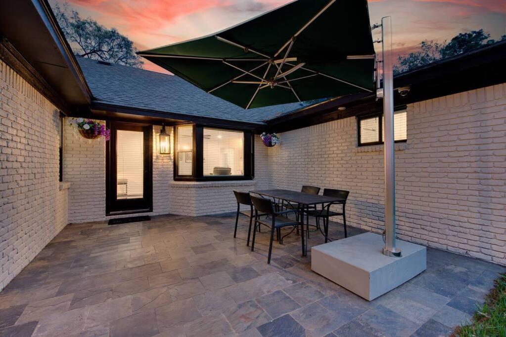Western Oaks Retreat