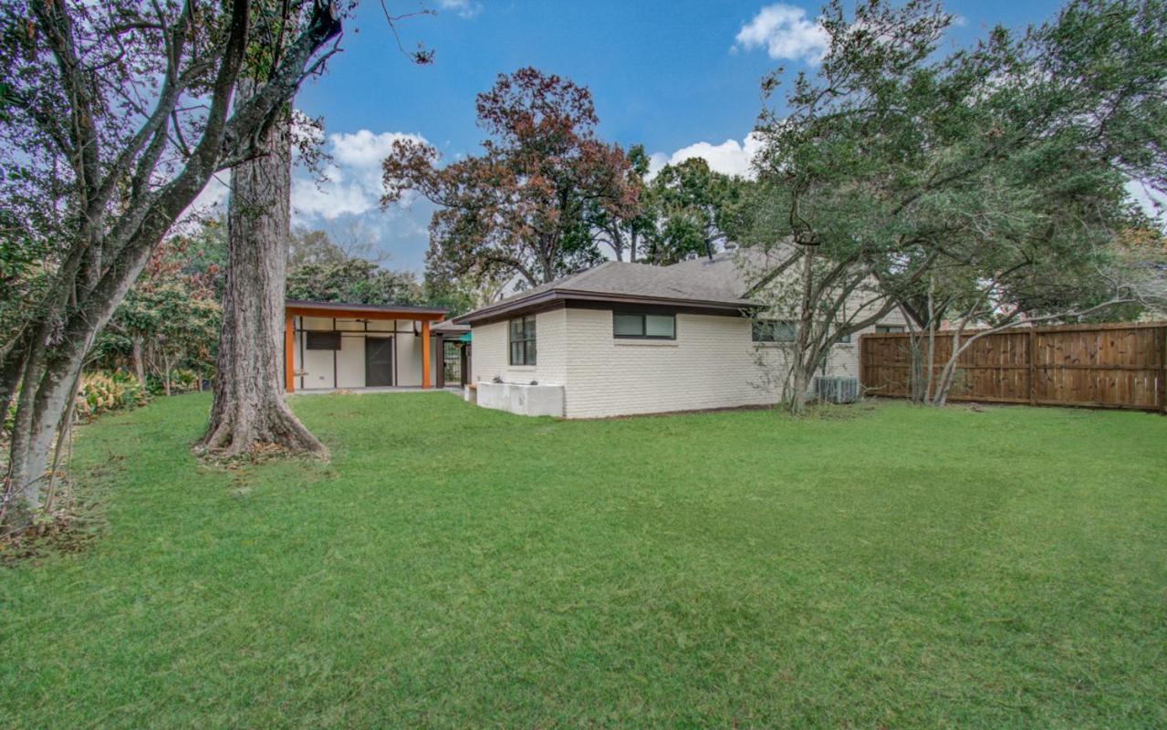 Western Oaks Retreat