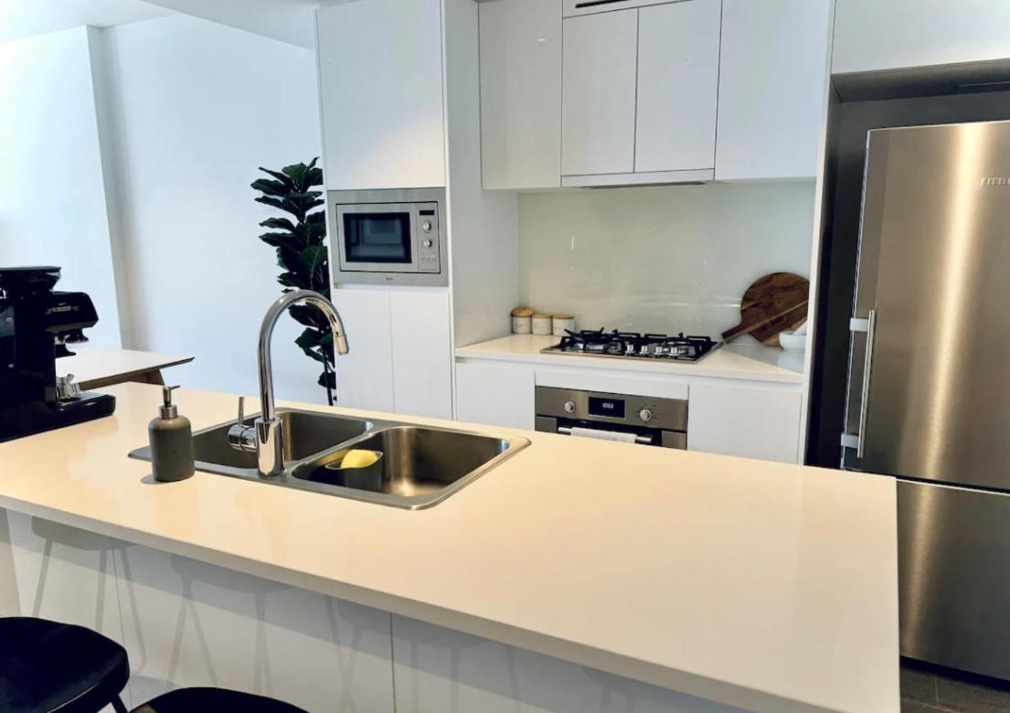 Luxury Stays - Skytower Brisbane L26