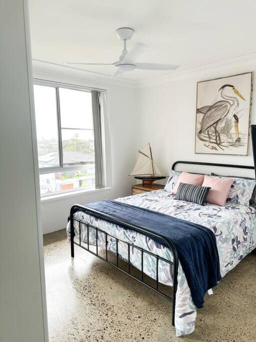 2 Bedroom Coastal getaway with ocean views!