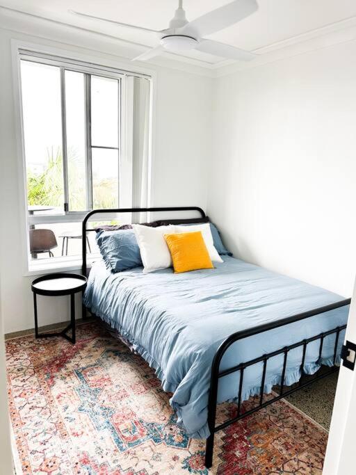 2 Bedroom Coastal getaway with ocean views!