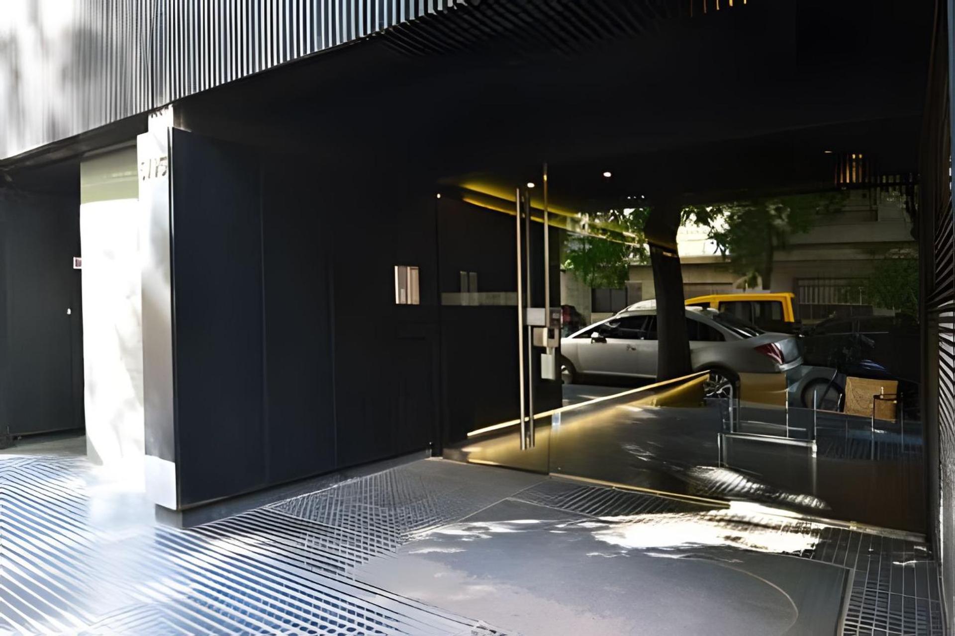 Enjoy VALLANhost @ Soler Art Studios -31