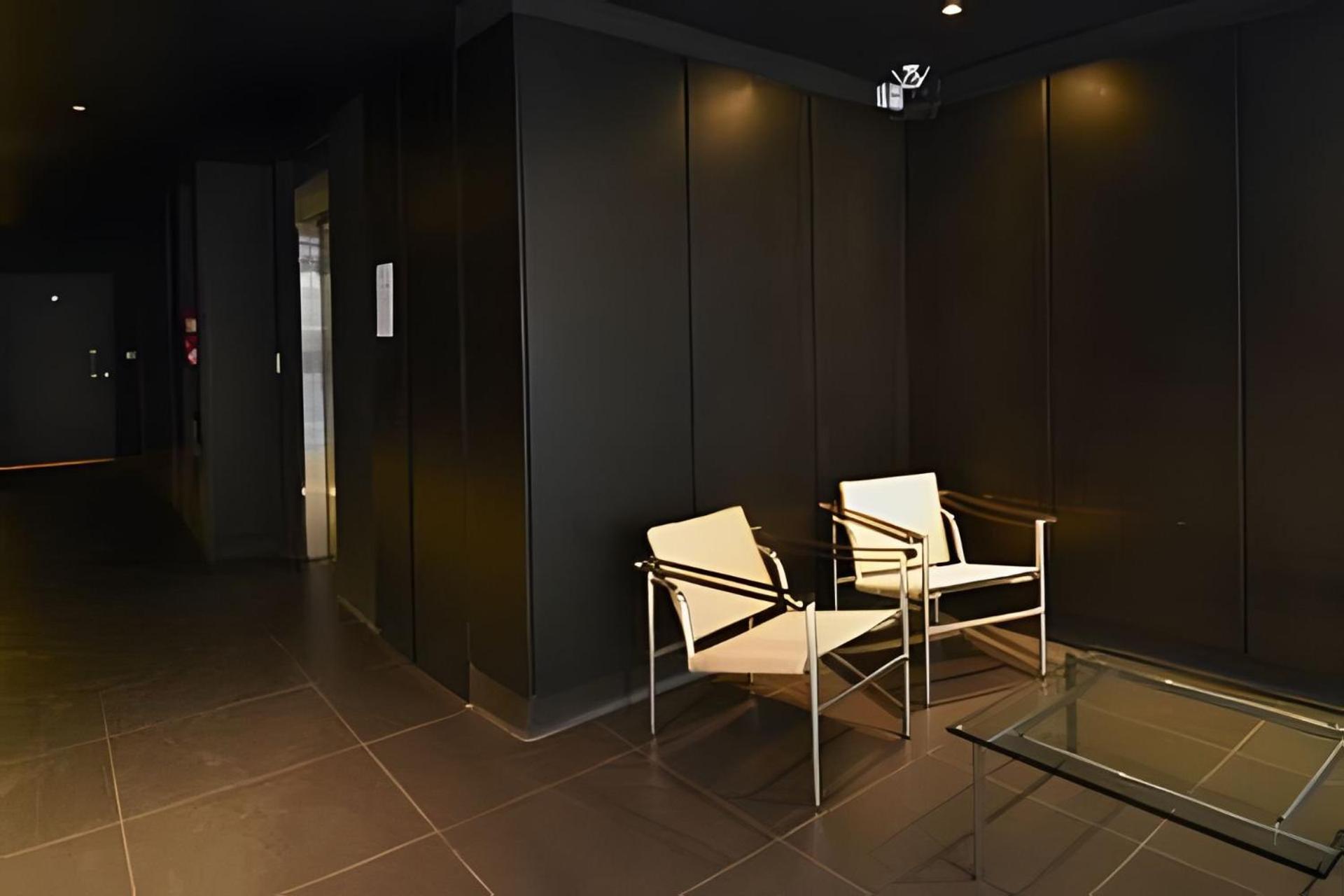 Enjoy VALLANhost @ Soler Art Studios -31