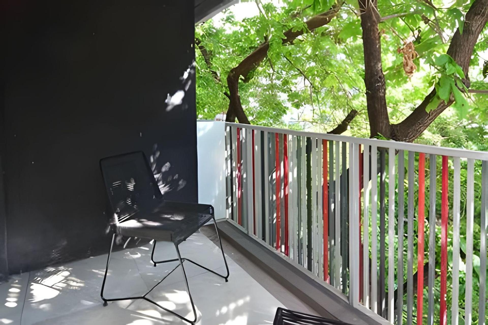 Enjoy VALLANhost @ Soler Art Studios -31