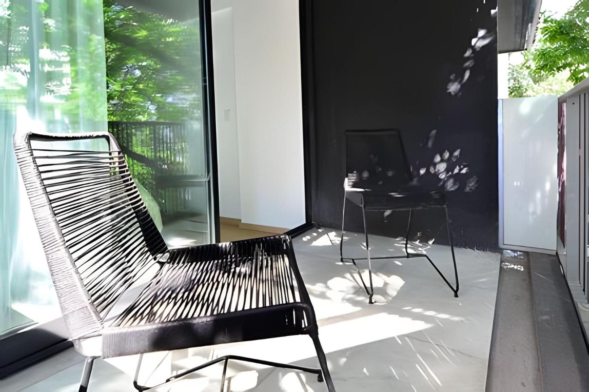Enjoy VALLANhost @ Soler Art Studios -31