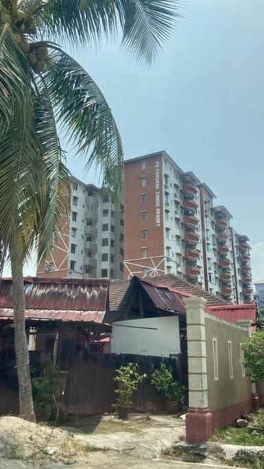 Milia Homestay PD Perdana Condo photo 3