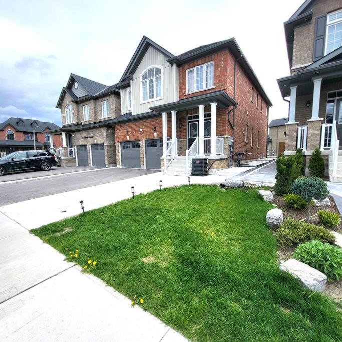Spacious 4 Bedroom House in Angus
