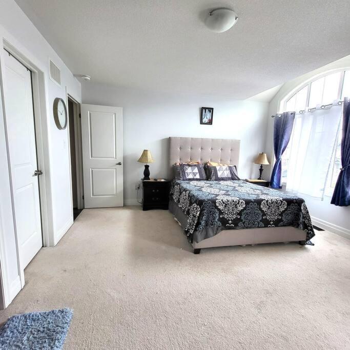 Spacious 4 Bedroom House in Angus