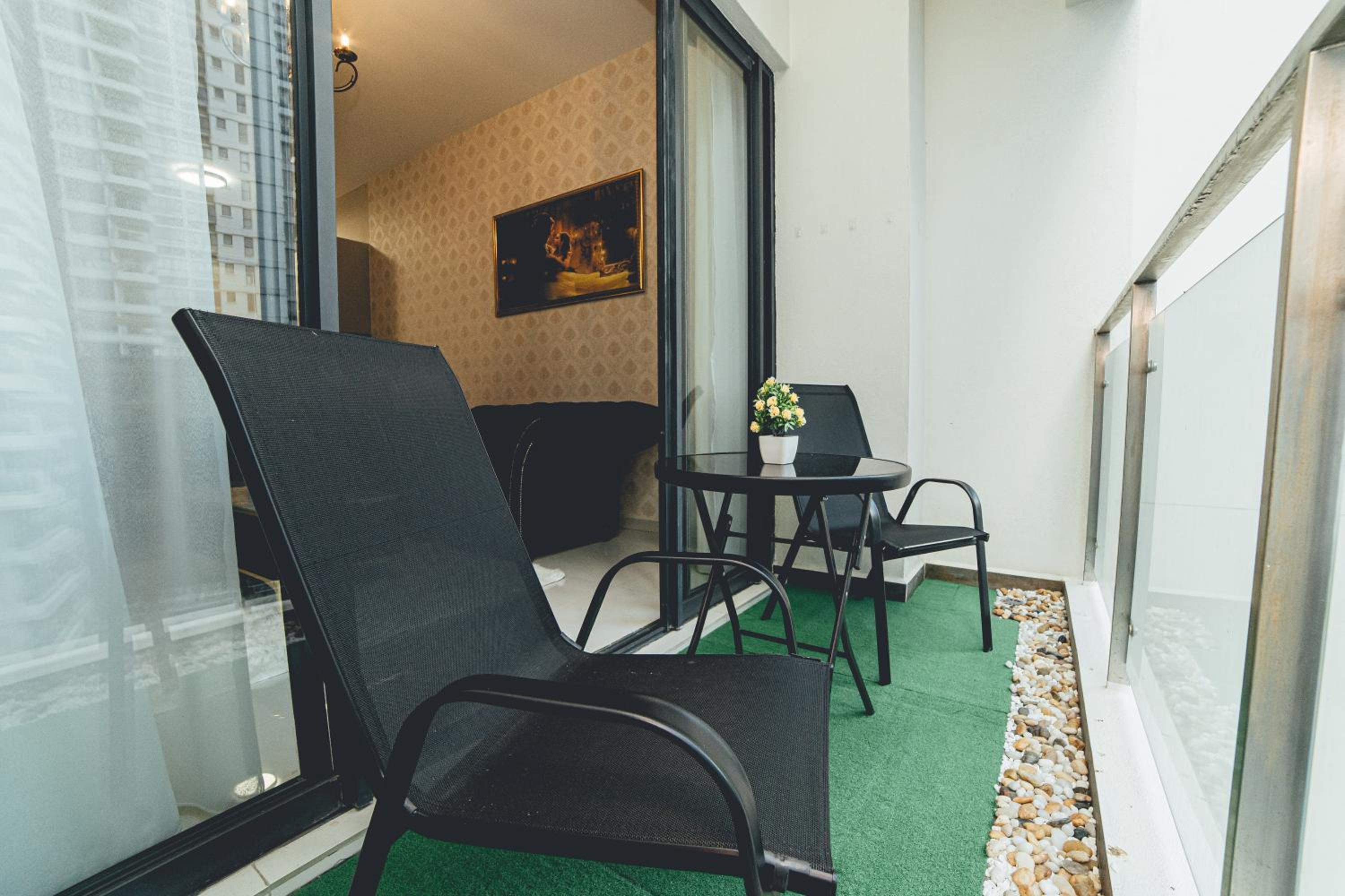 Danga Bay Theme Suite 2BR w Balcony by Our Stay