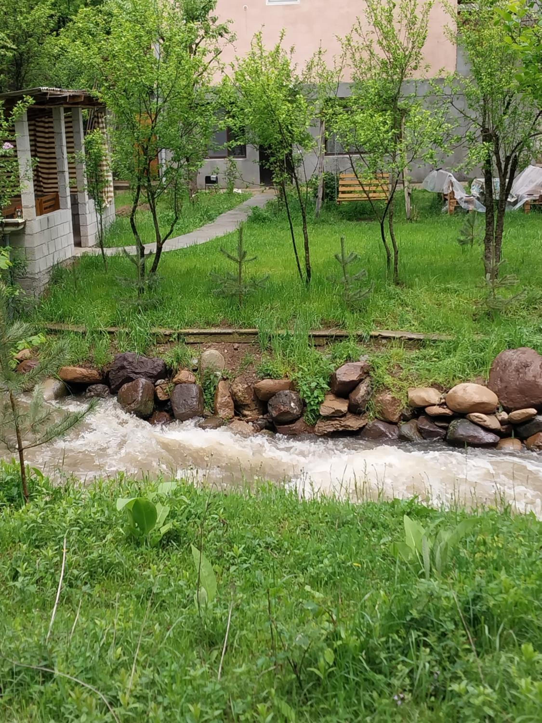 RiverSide Guest House