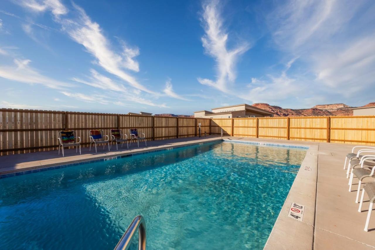 Oasis Retreat for Families l Willow by Stay view 5