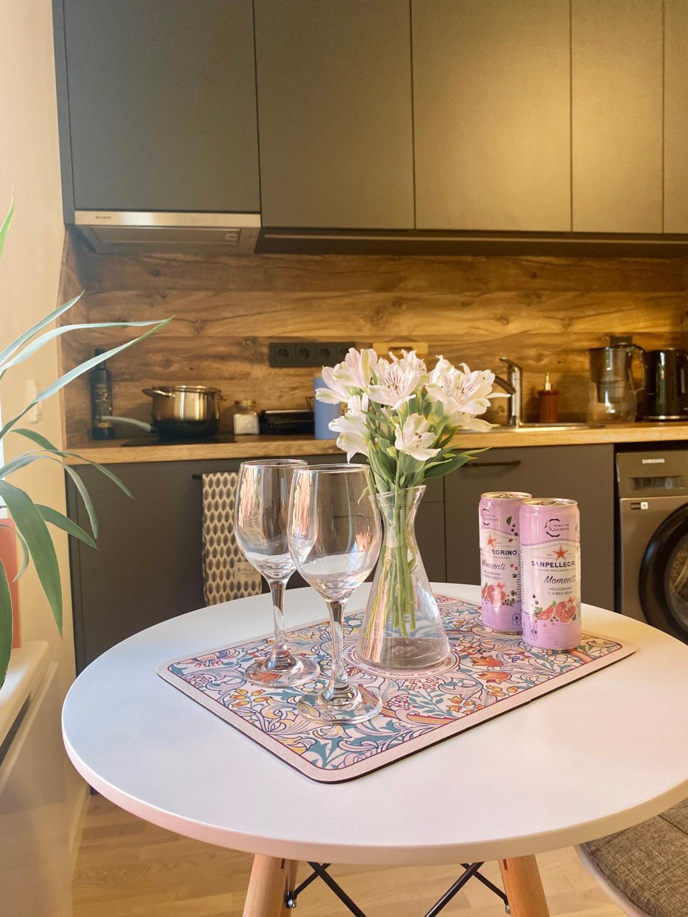 City centre one room apartment
