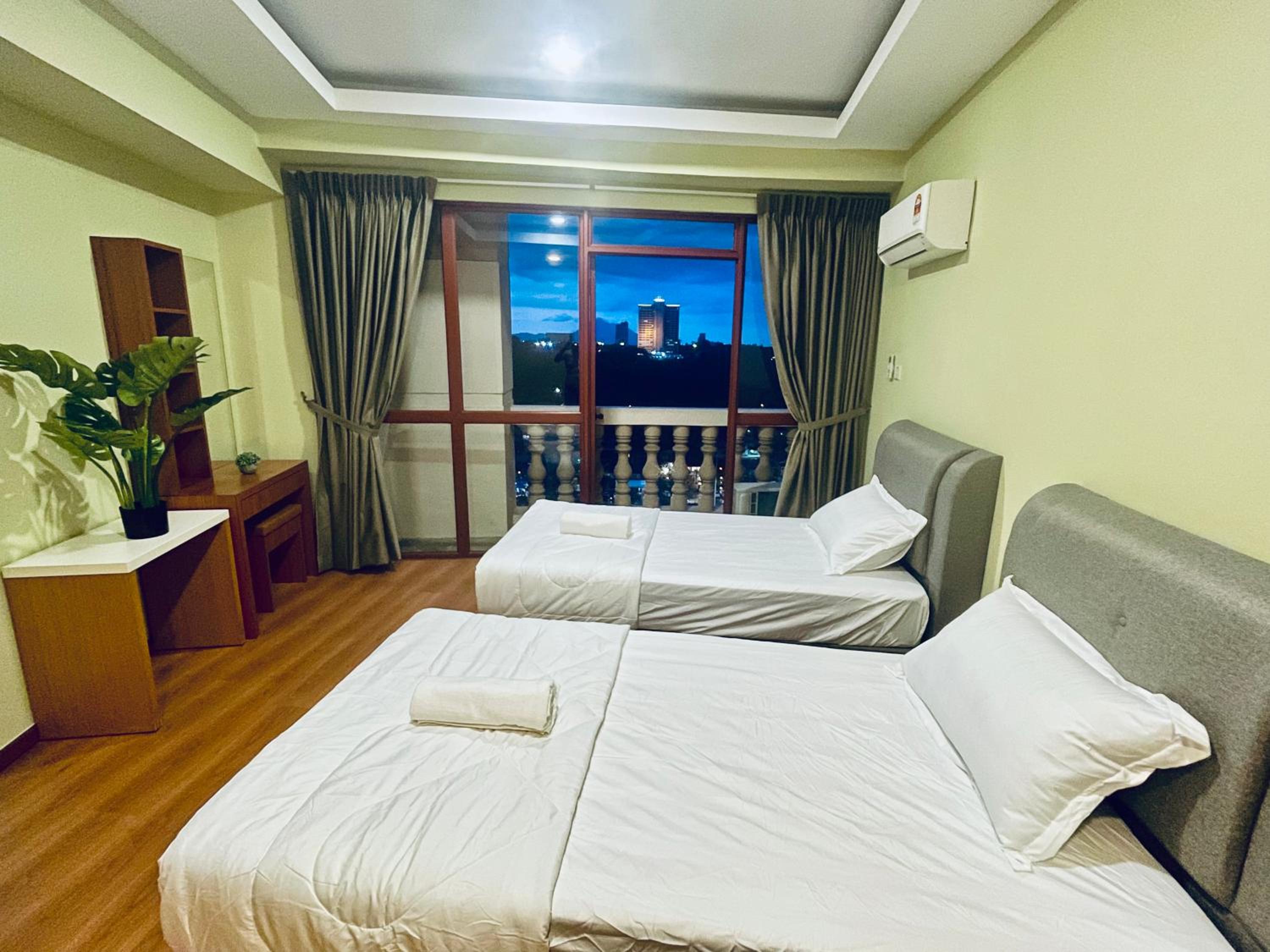 Kuching City Center Riverbank Suites With Marvelous River View photo 8