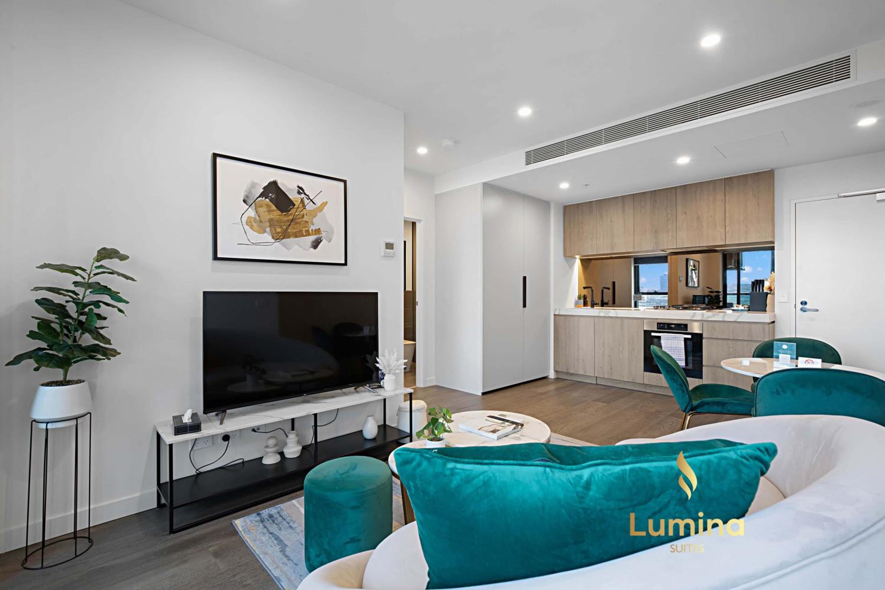 Lumina Suites
