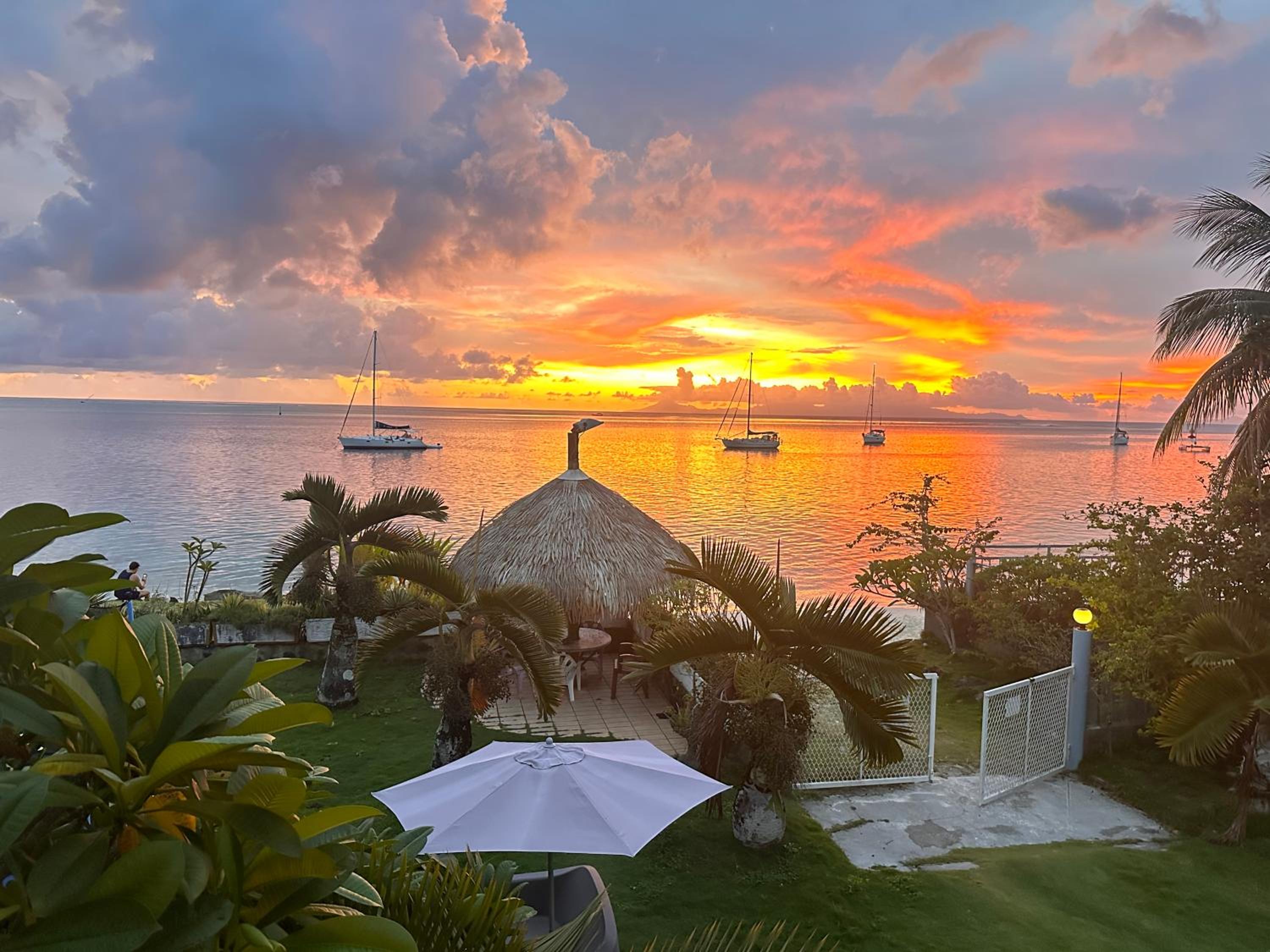 Meri Lodge Huahine « ROOM OF MARTA » view 3