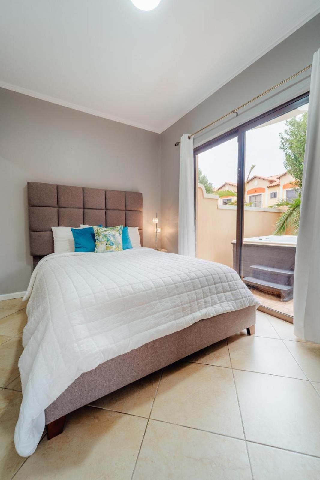 The best house in gold coast 4 bedrooms