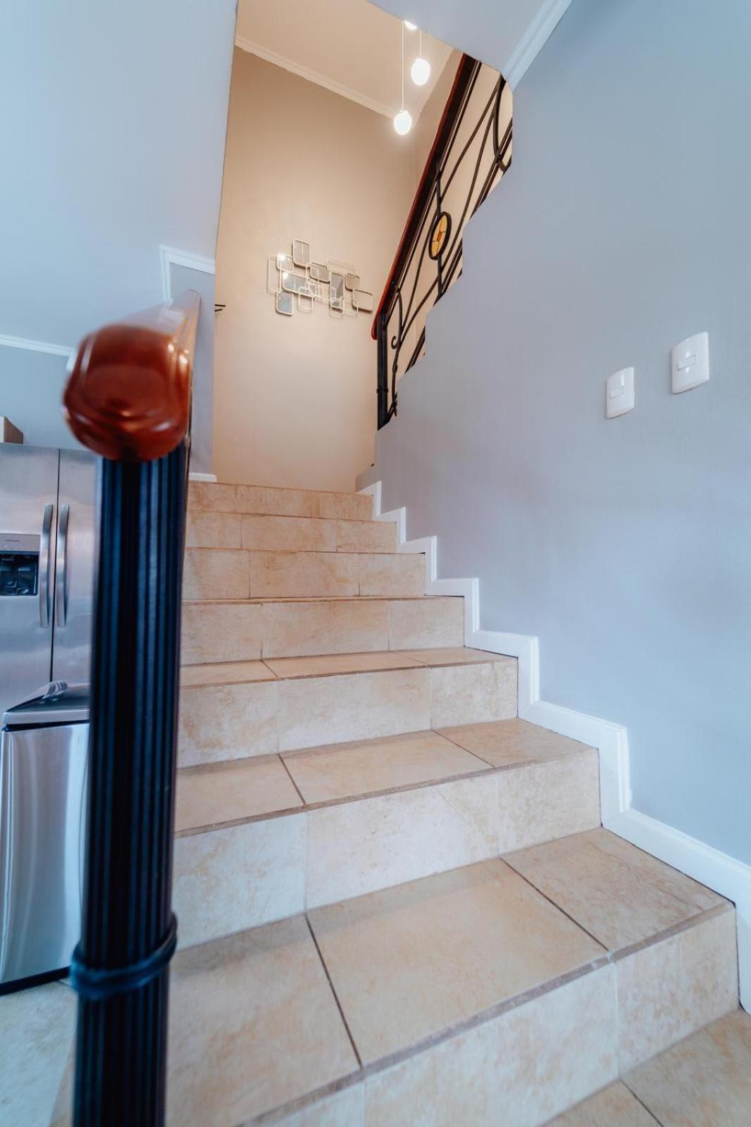 The best house in gold coast 4 bedrooms