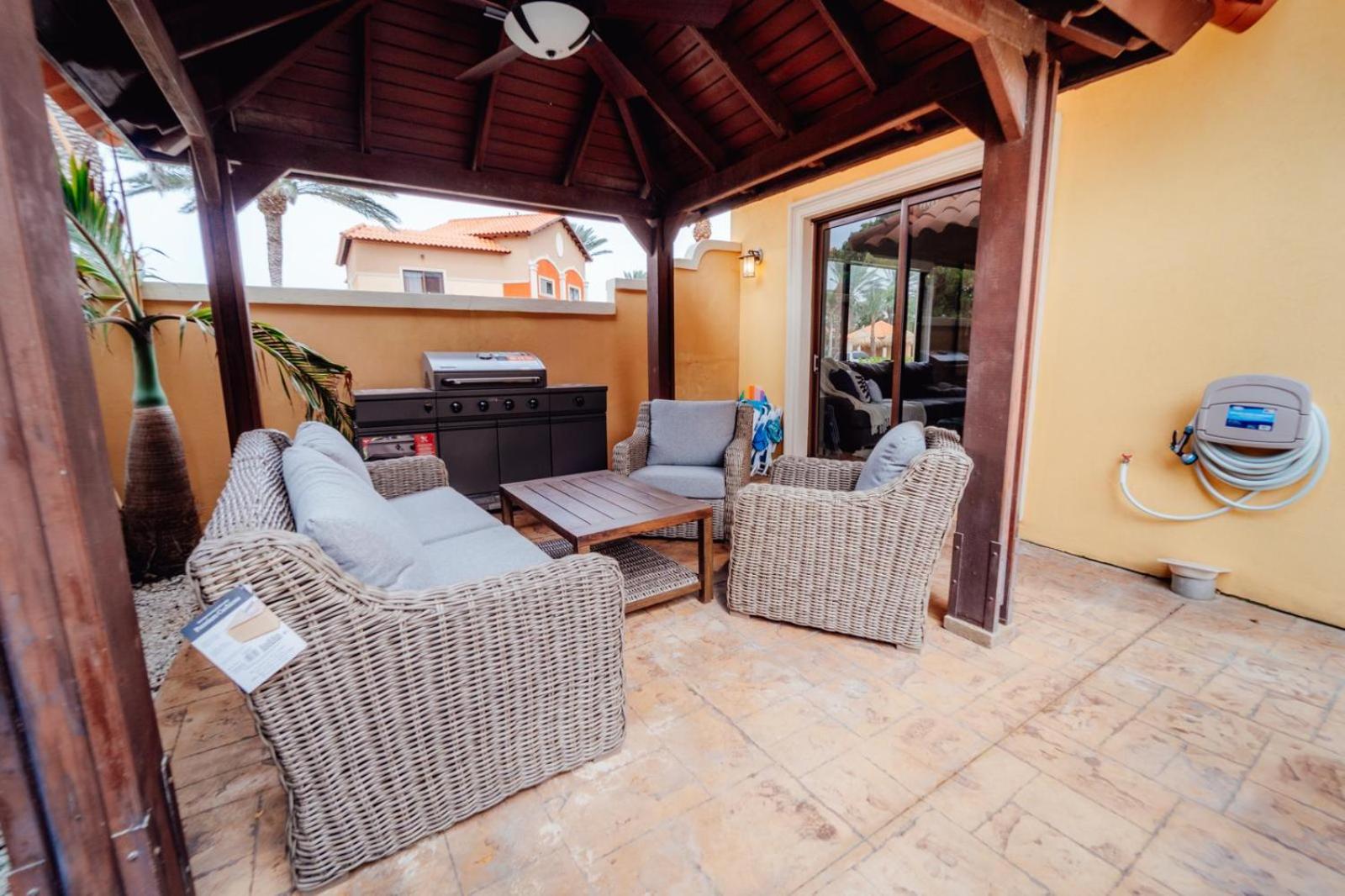 The best house in gold coast 4 bedrooms