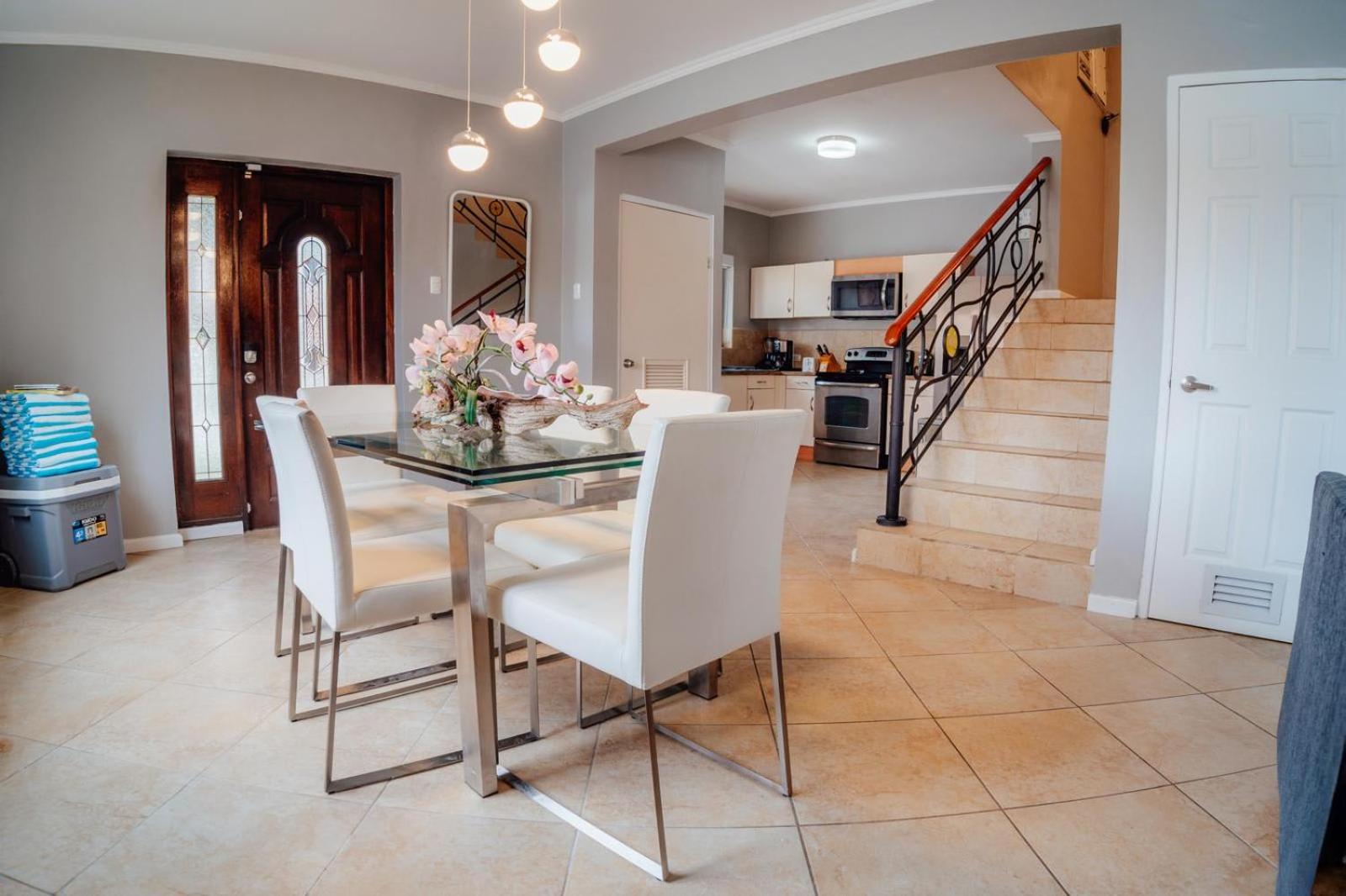 The best house in gold coast 4 bedrooms