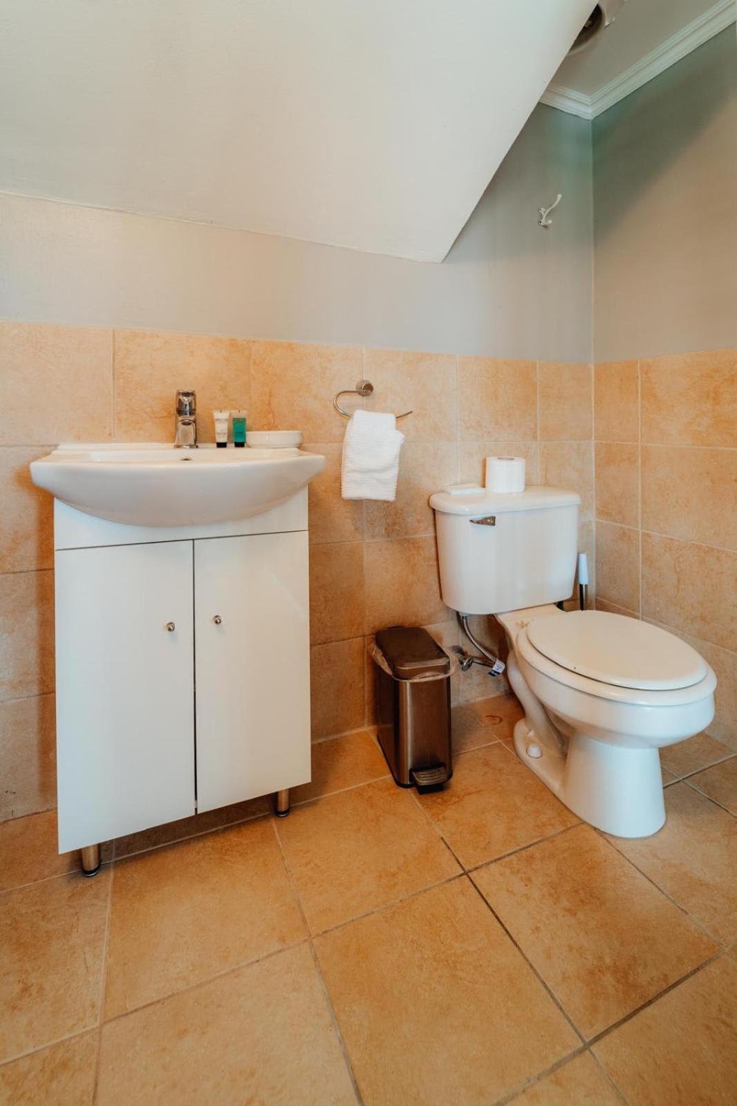 The best house in gold coast 4 bedrooms