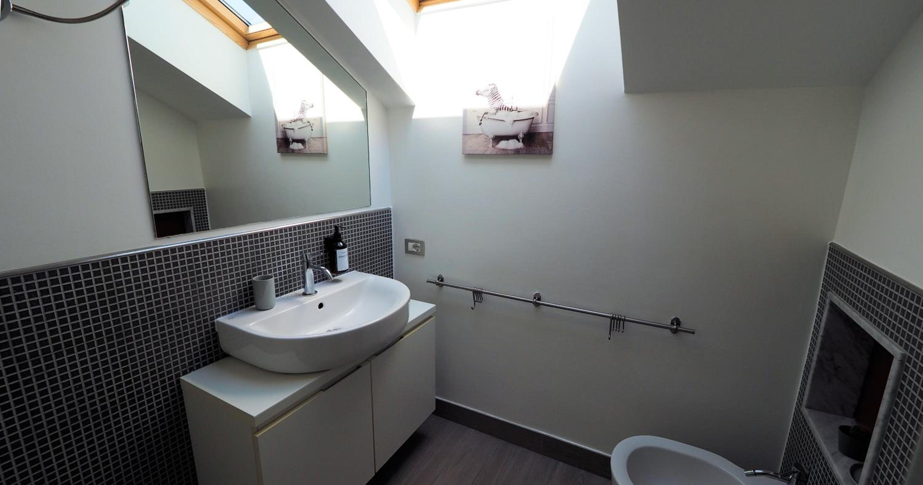 Blu Note Apartment en Turin — bathroom