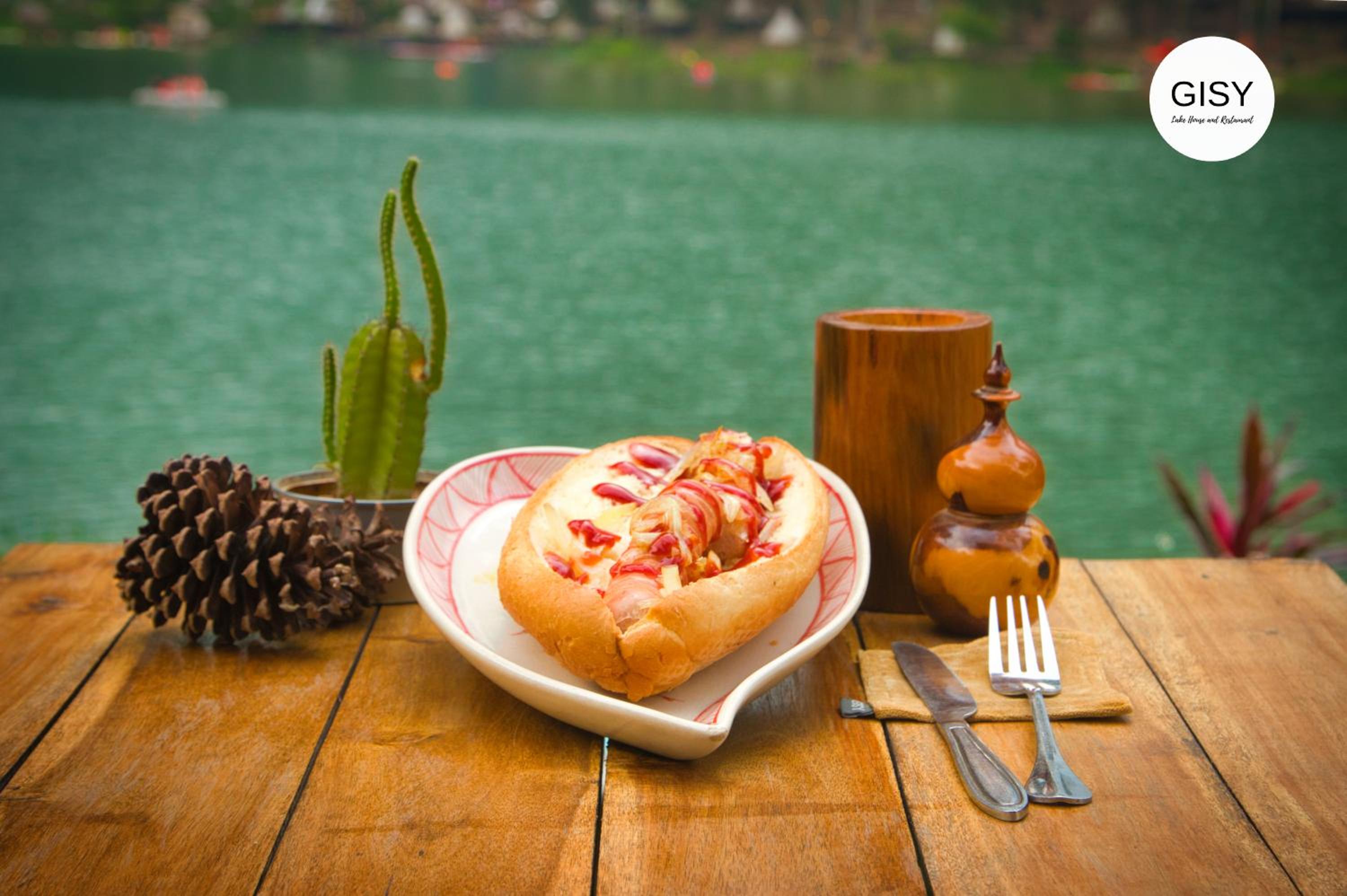 GISY Lake Hostel