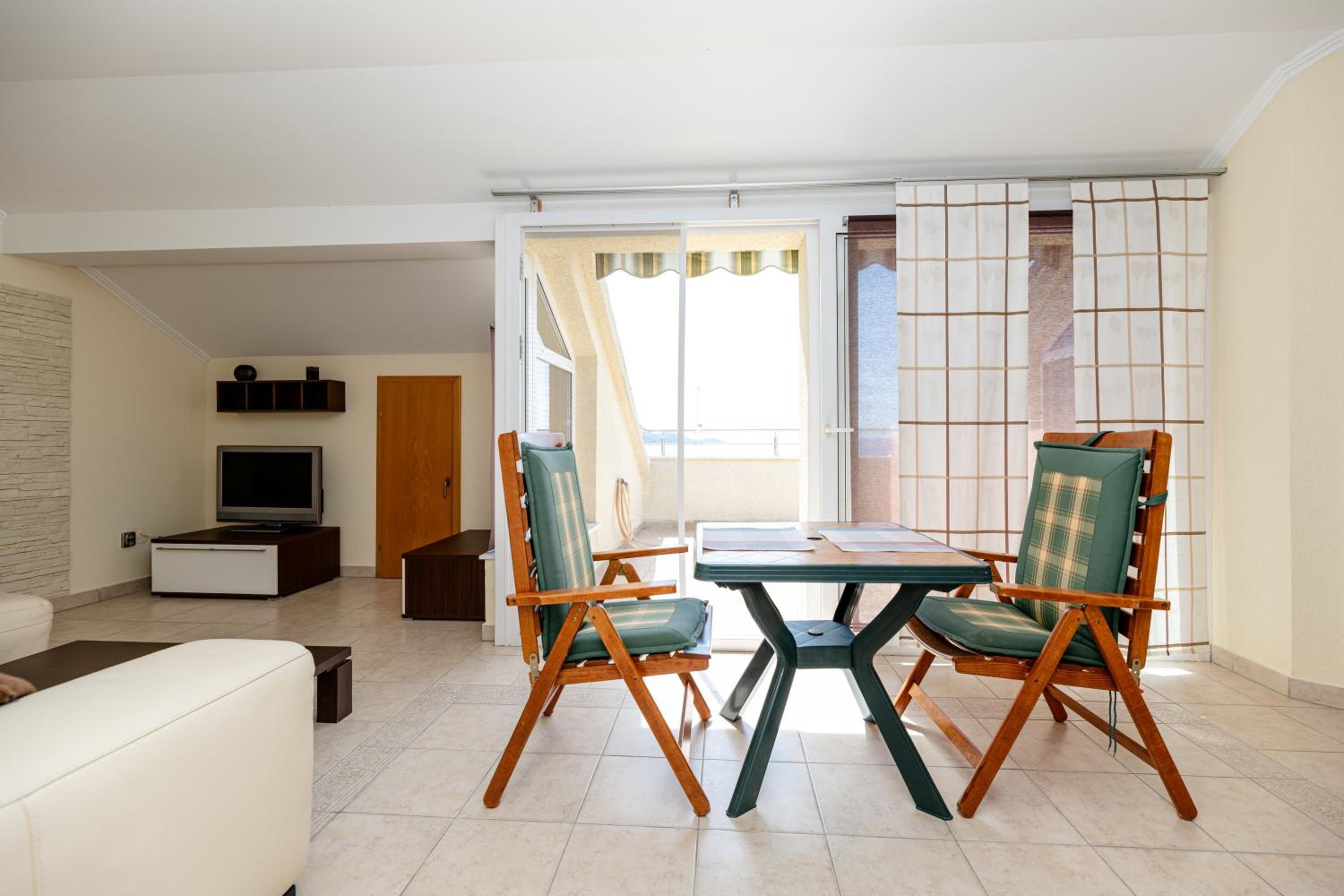 SunSea Apartments