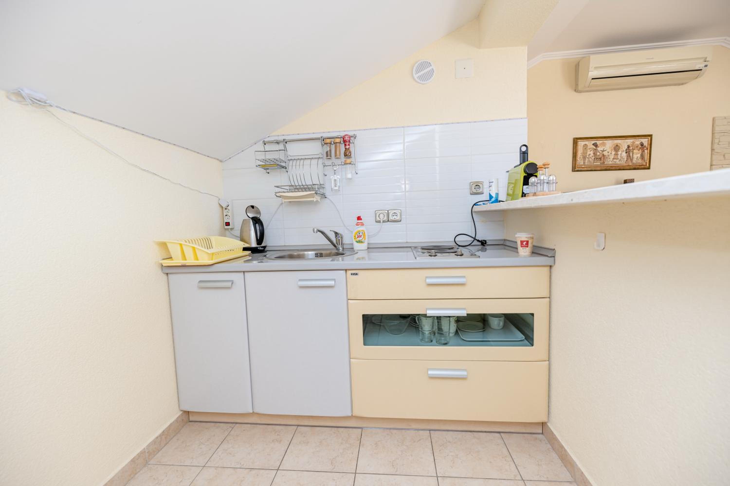 SunSea Apartments