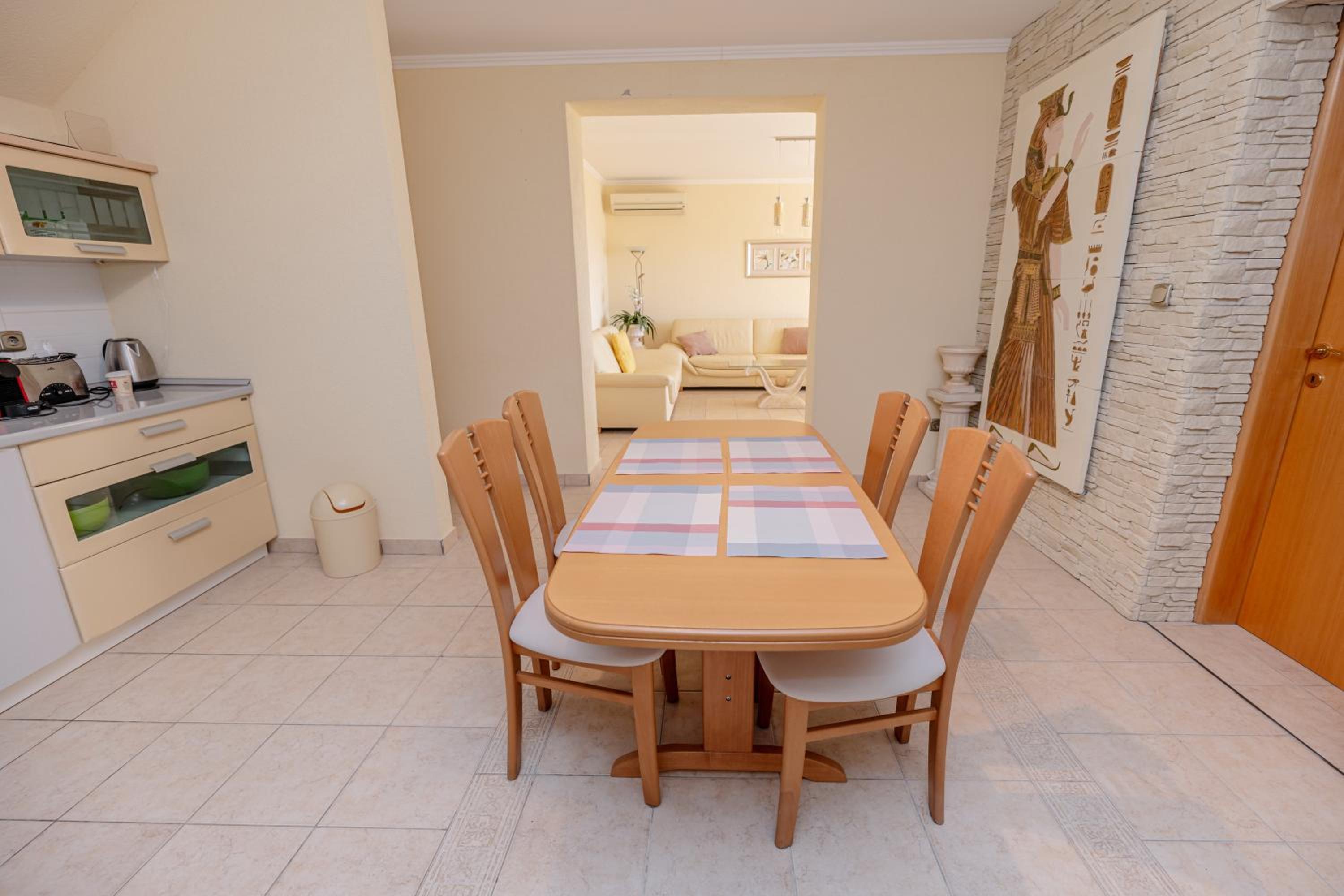 SunSea Apartments