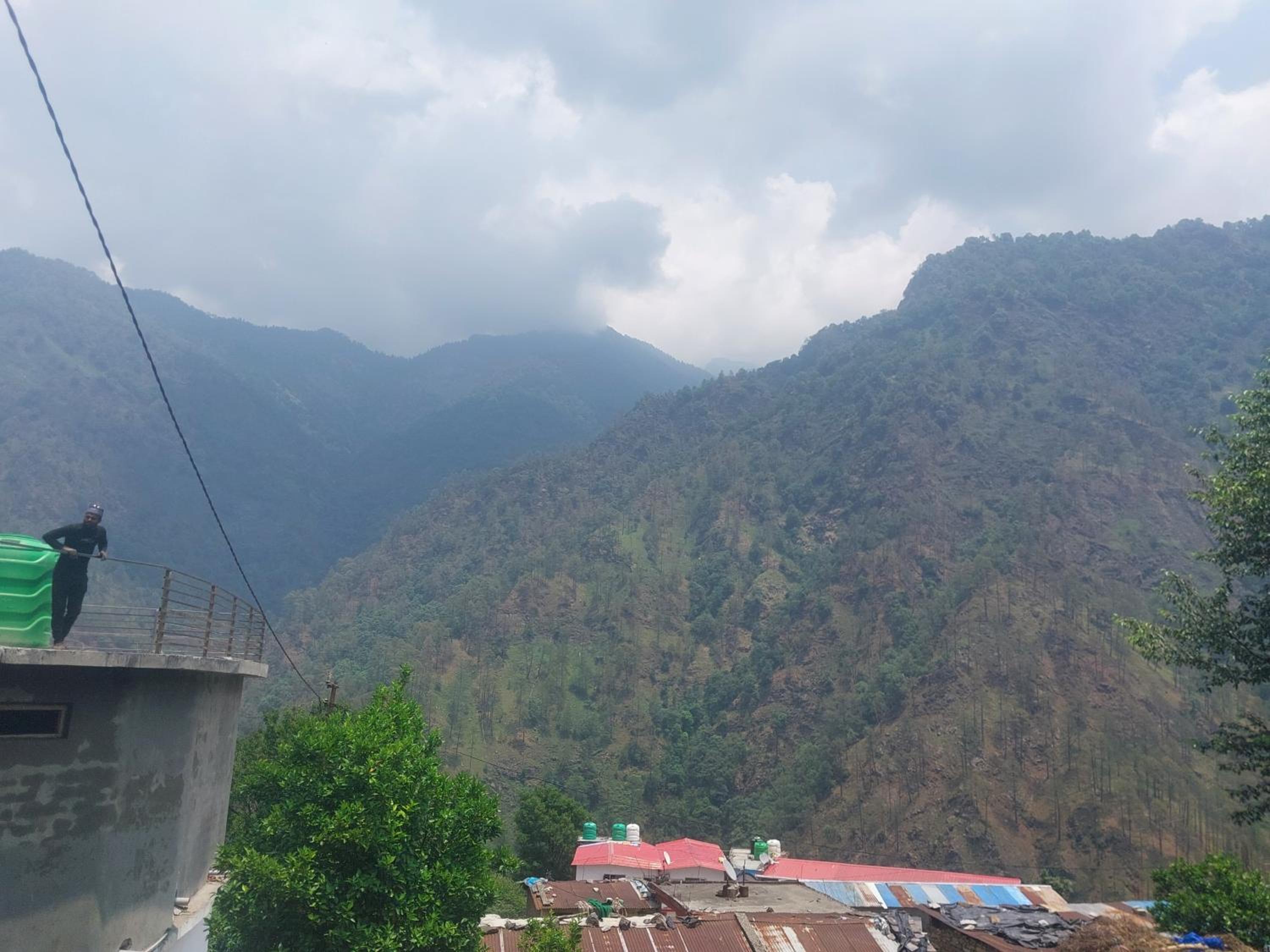 himalayan tourist cottage view 3