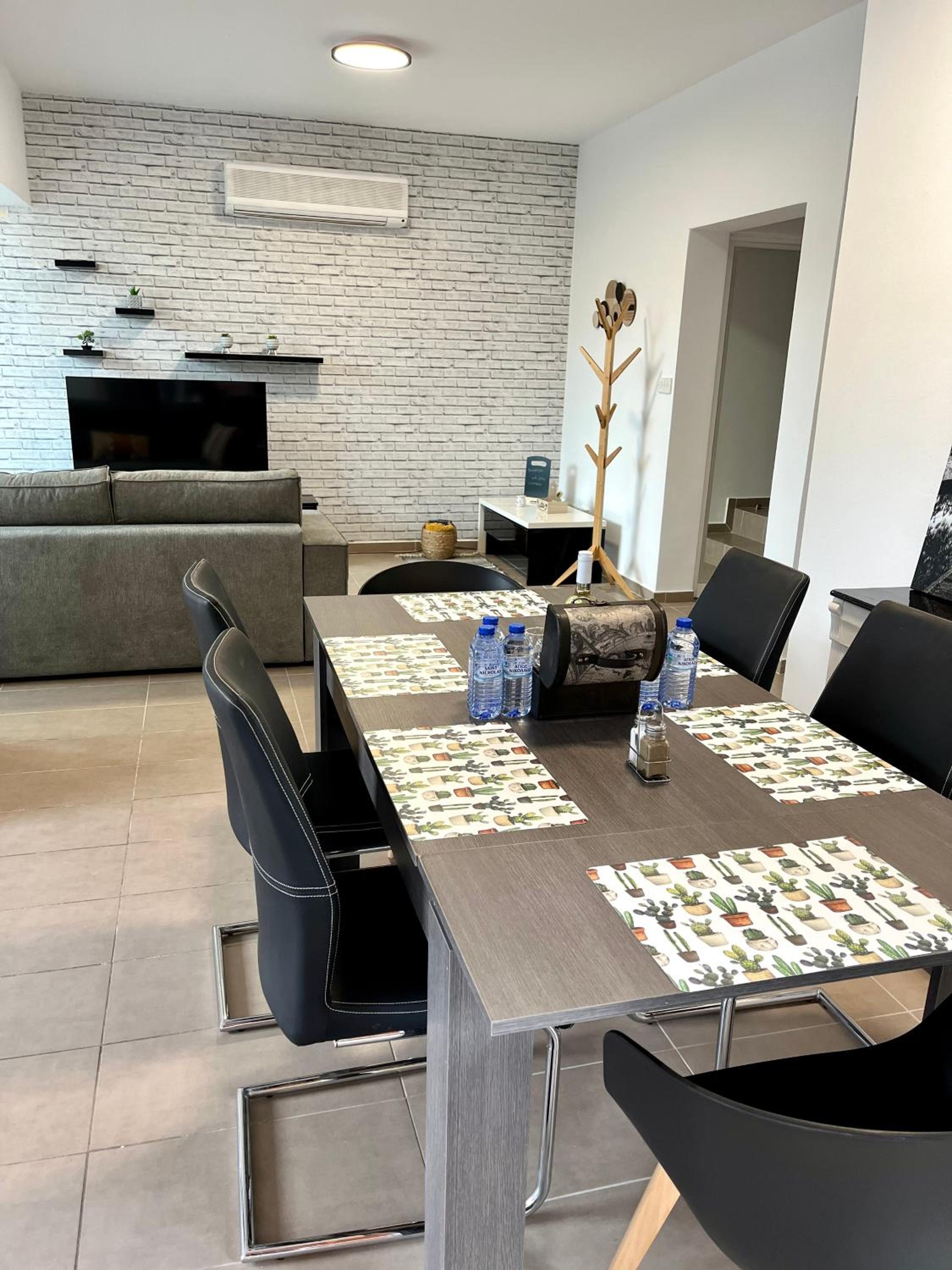 Pafia Crown-Jewel 2B, Pool, Prime Location, Paphos