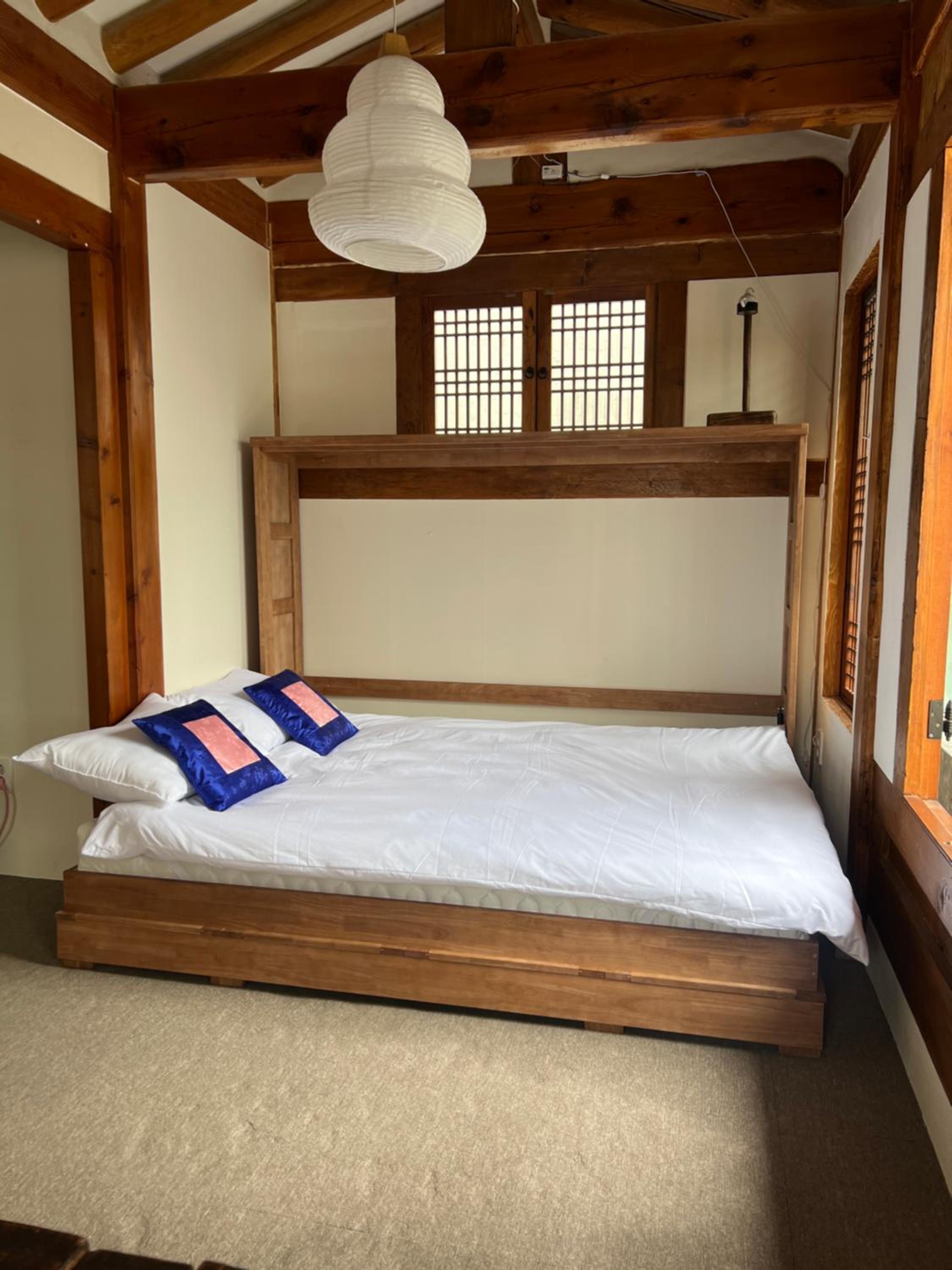 A traditional Korean house view 3
