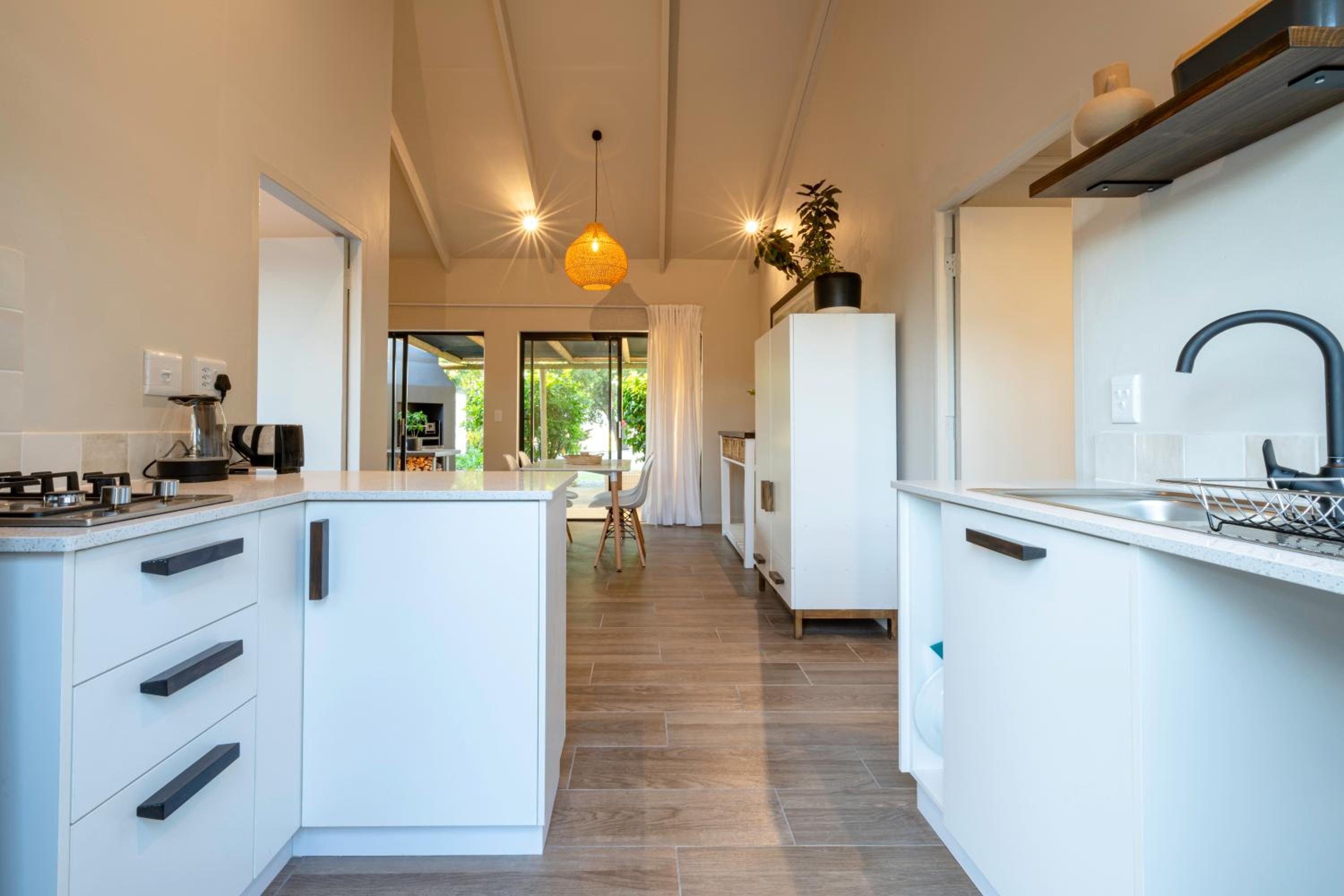 Rhone Hill Cottage 4 view 3