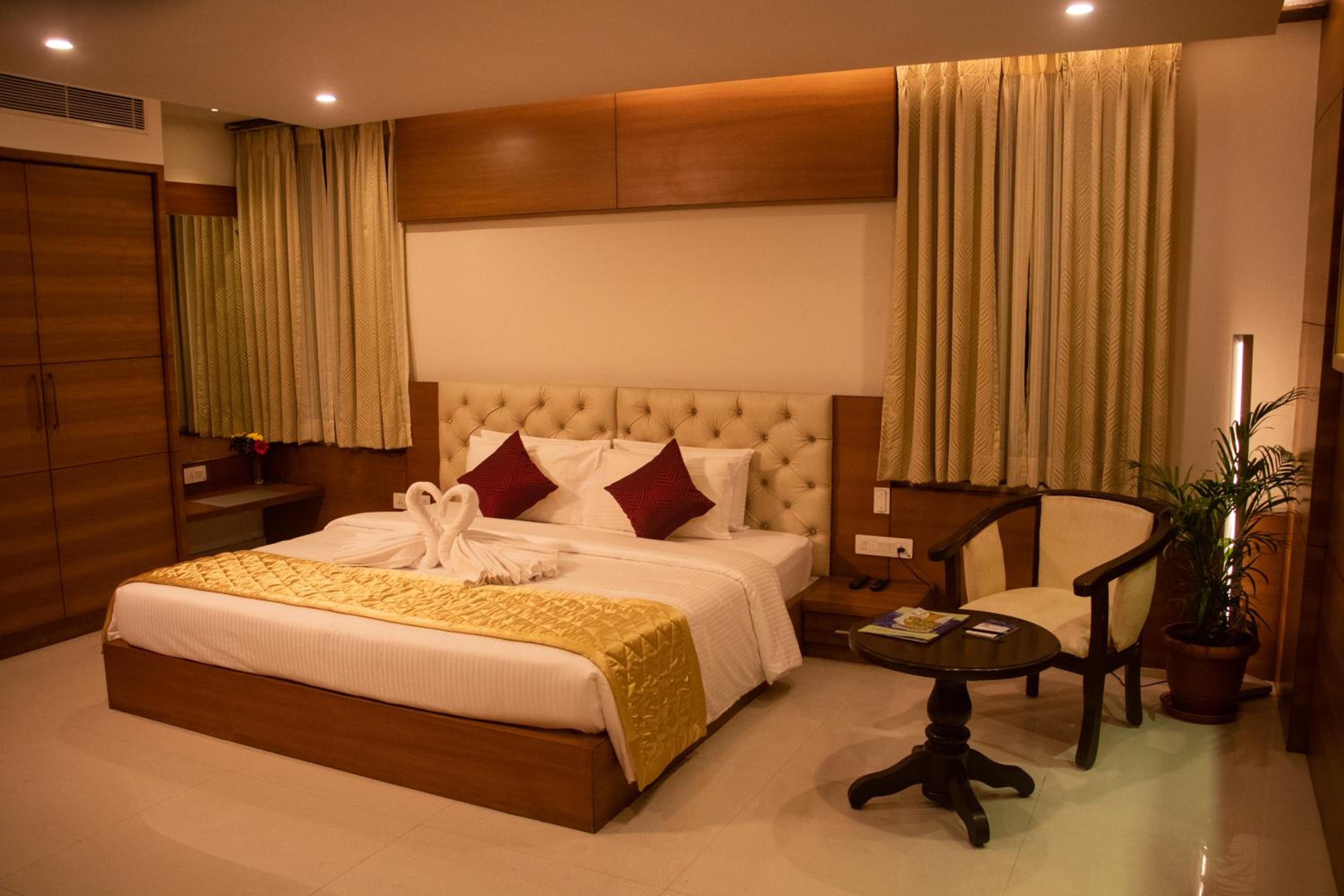 Hotel Malnad gateway