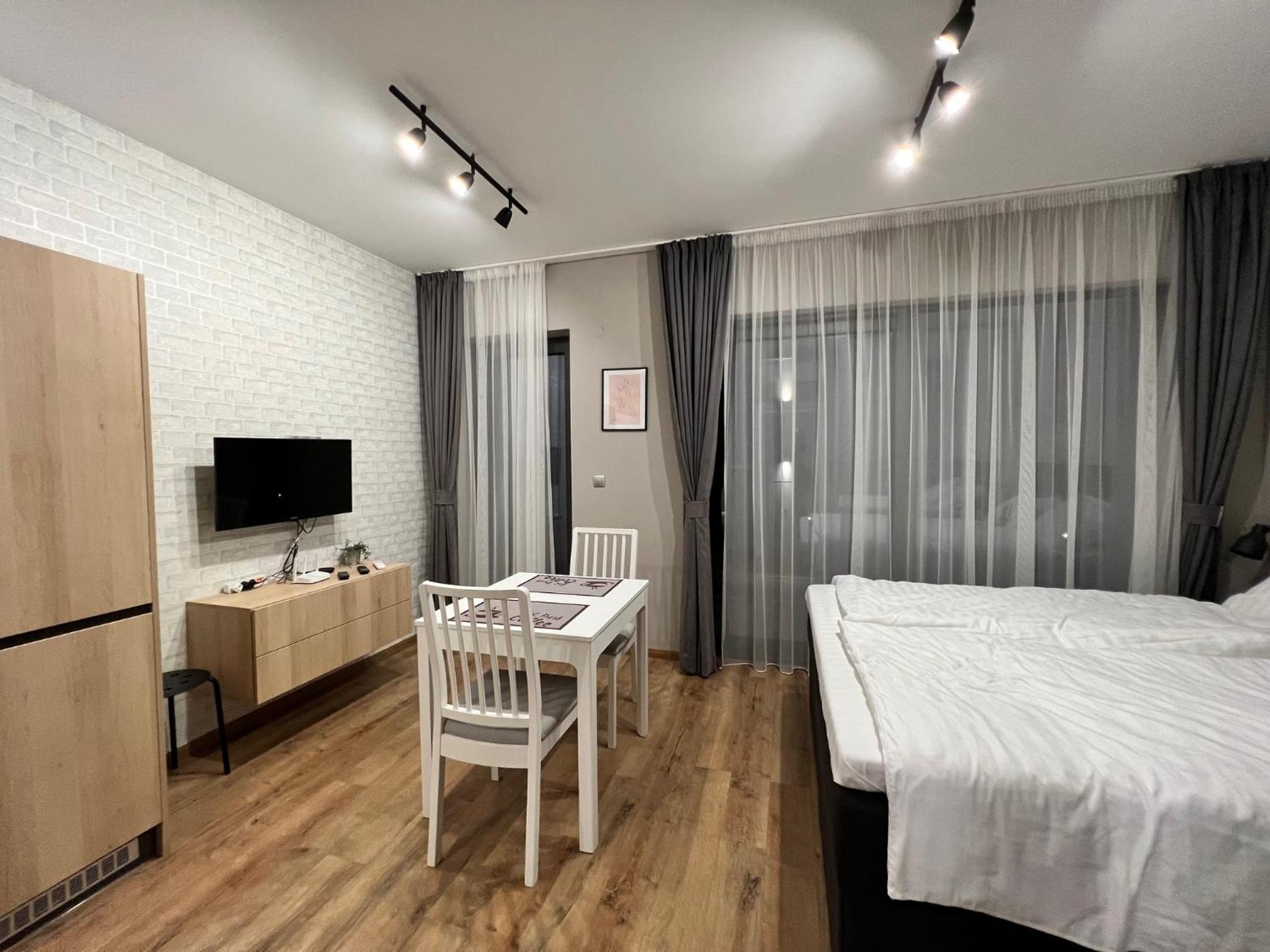 Double studio Petra B2-5
