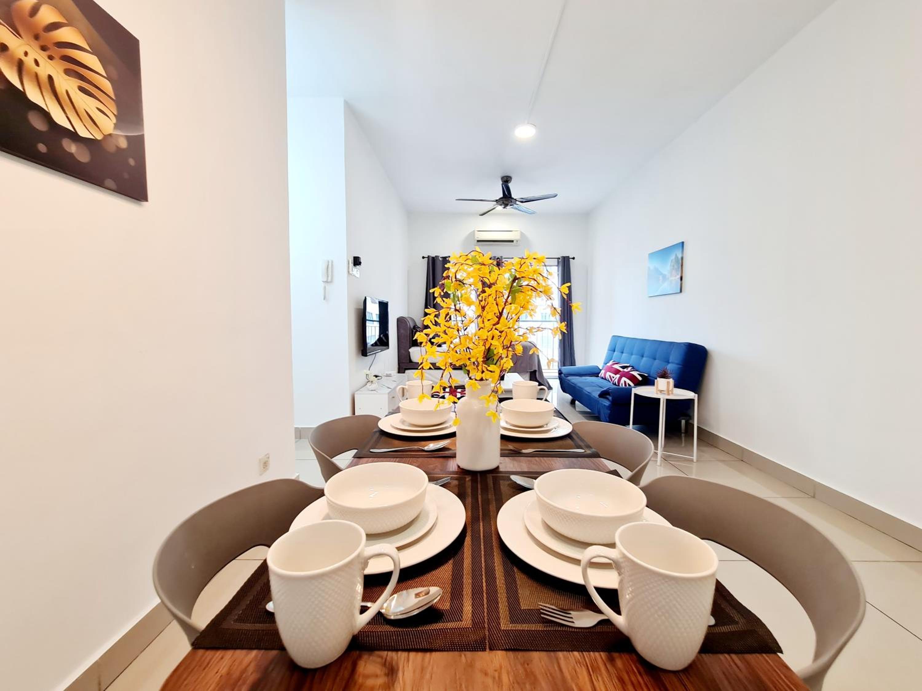 8 Guest 3 Room OUG E3 Old Klang Bkt Jalil Pavilion Stadium Mid Valley Bangsar Puchong IOI