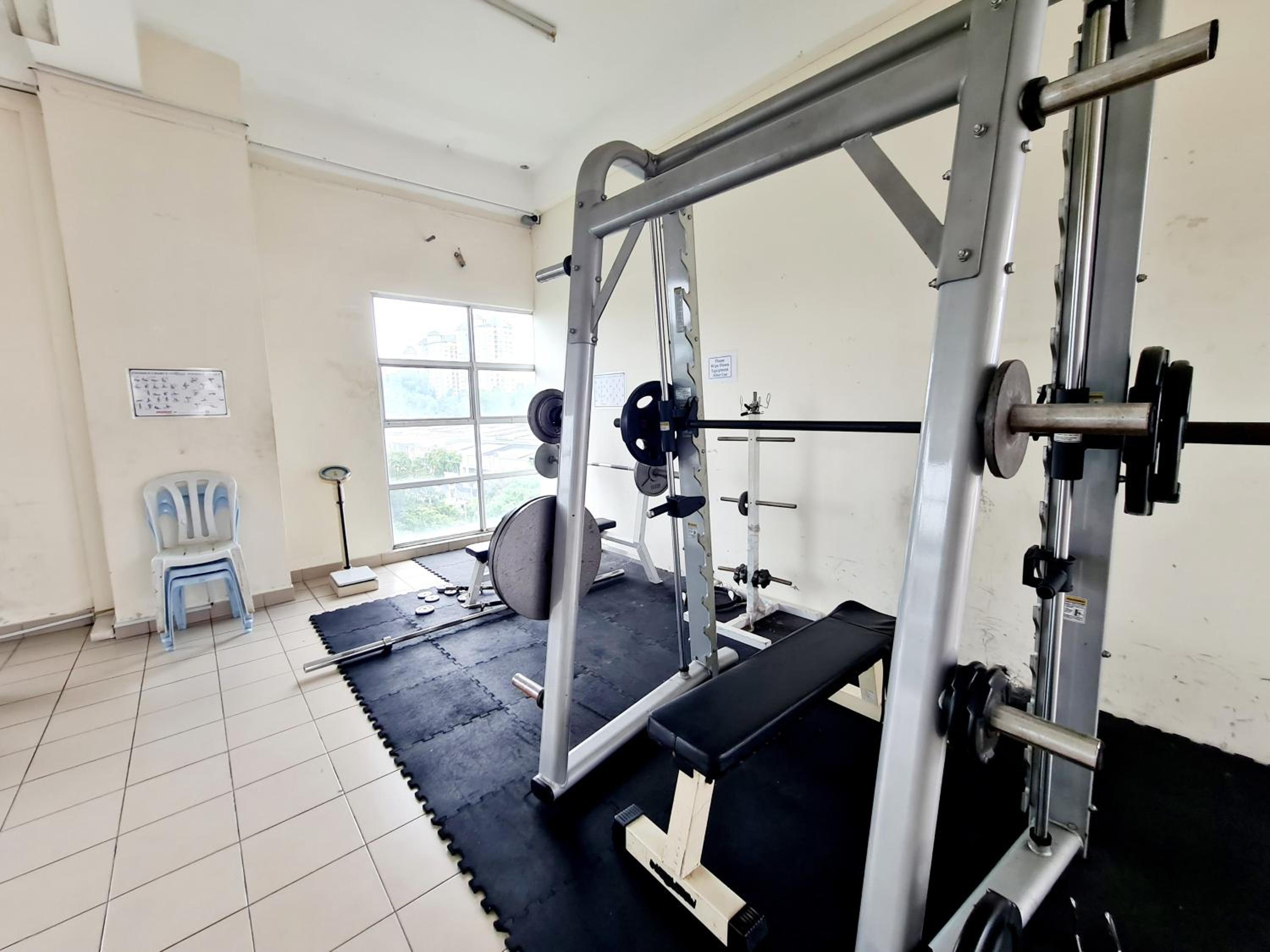 8 Guest 3 Room OUG E3 Old Klang Bkt Jalil Pavilion Stadium Mid Valley Bangsar Puchong IOI