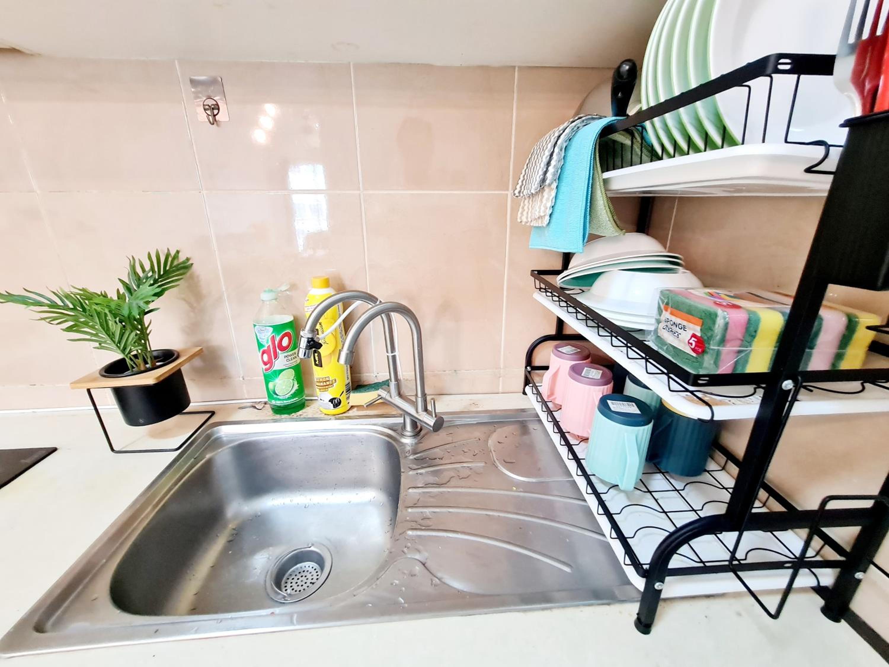 8 Guest 3 Room OUG E3 Old Klang Bkt Jalil Pavilion Stadium Mid Valley Bangsar Puchong IOI