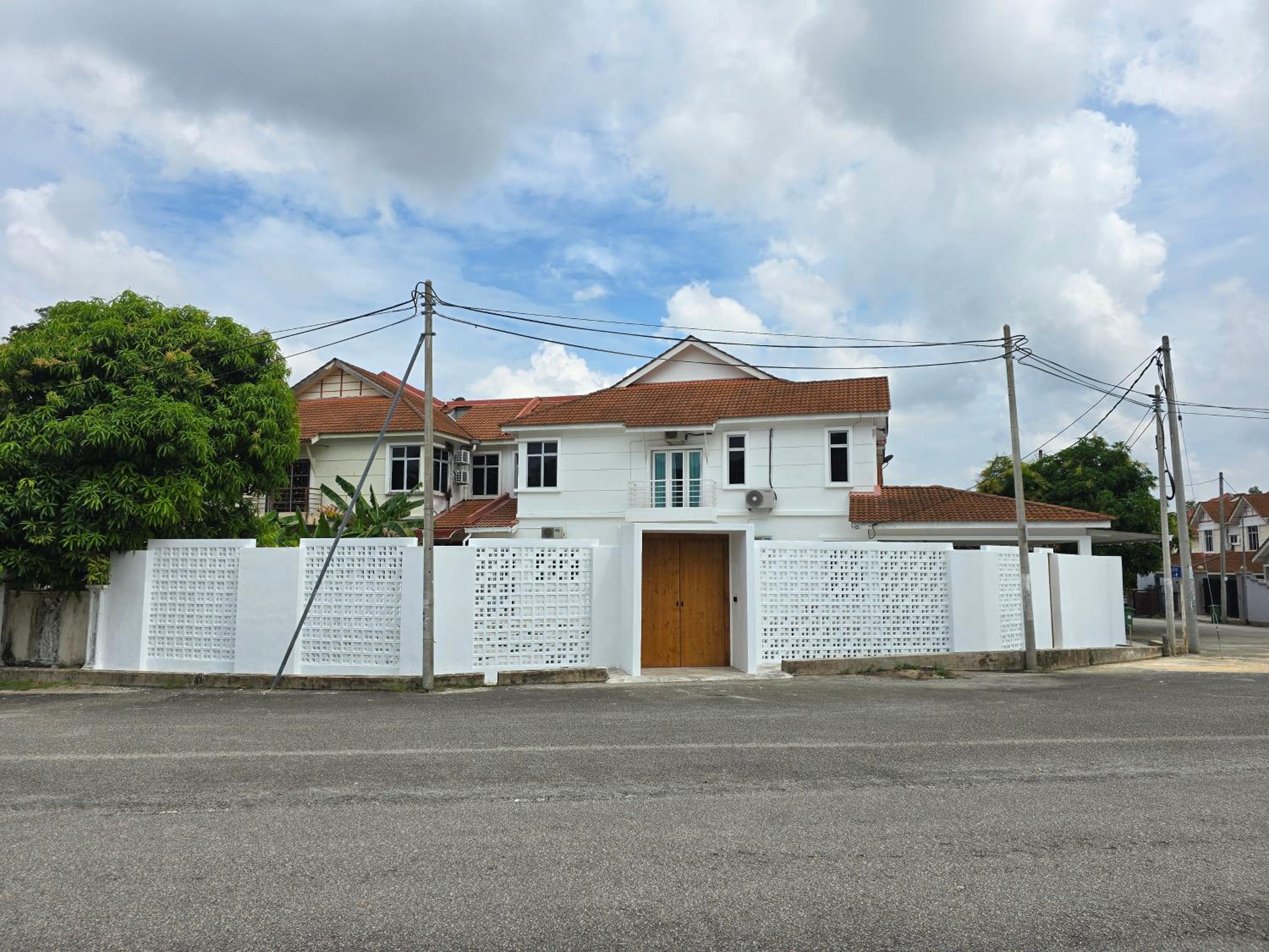 Homestay Kuantan Casa Yara, 2 Storey Corner House photo 3