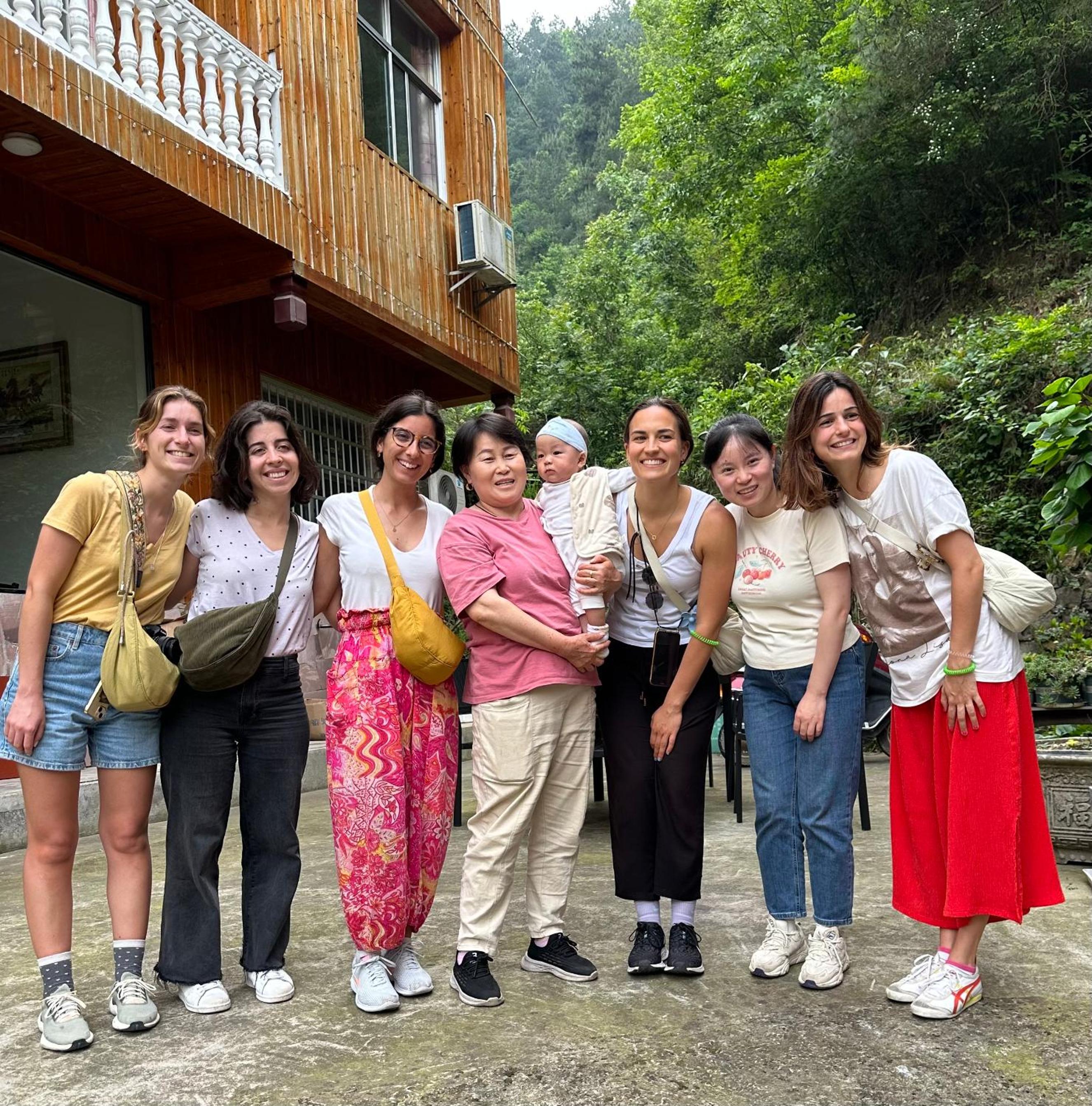 Tongfu Inn(In the National Park)