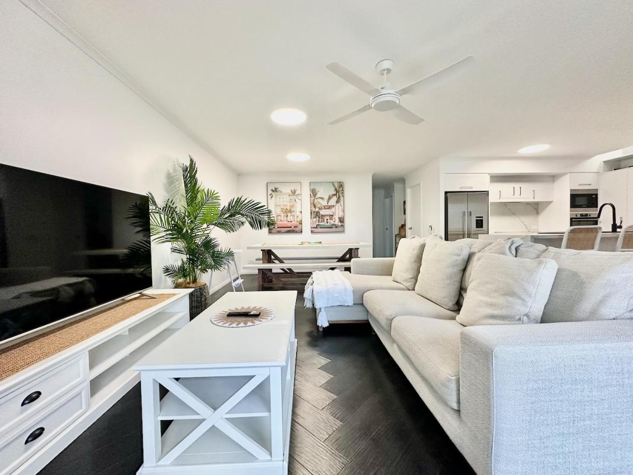 Super Modern Diamond Beach Resort Penthouse 33