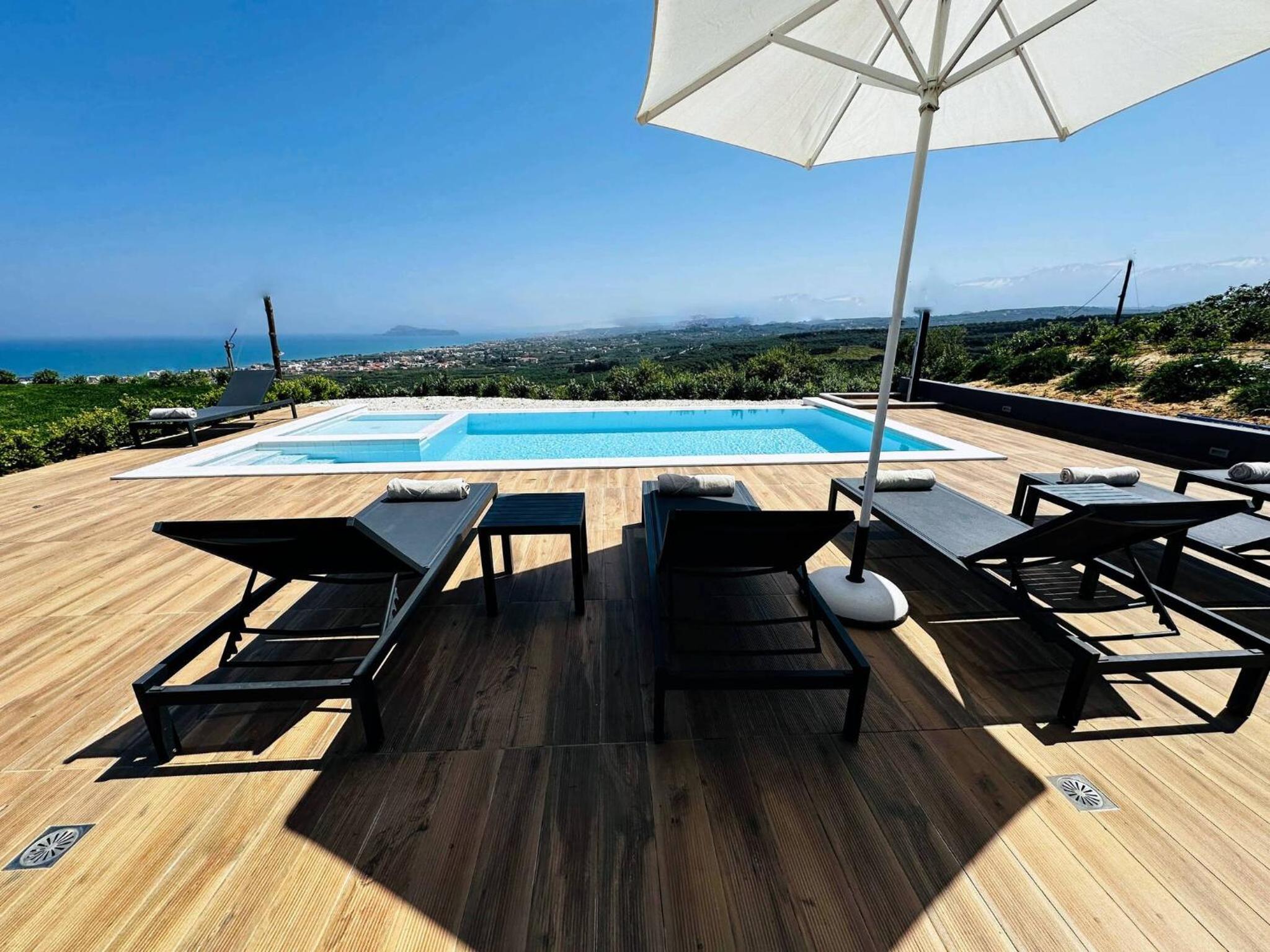 Skyline Serenity Villa 10 people 4bedroom 3ba, 3min To Beach view 2