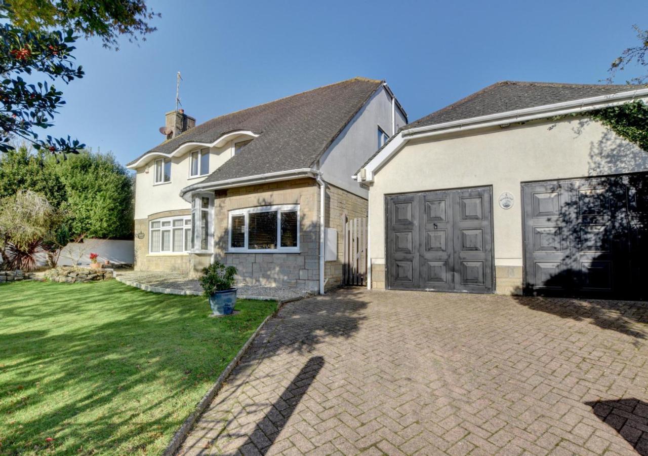 4 Bed in Croyde oc-windy1